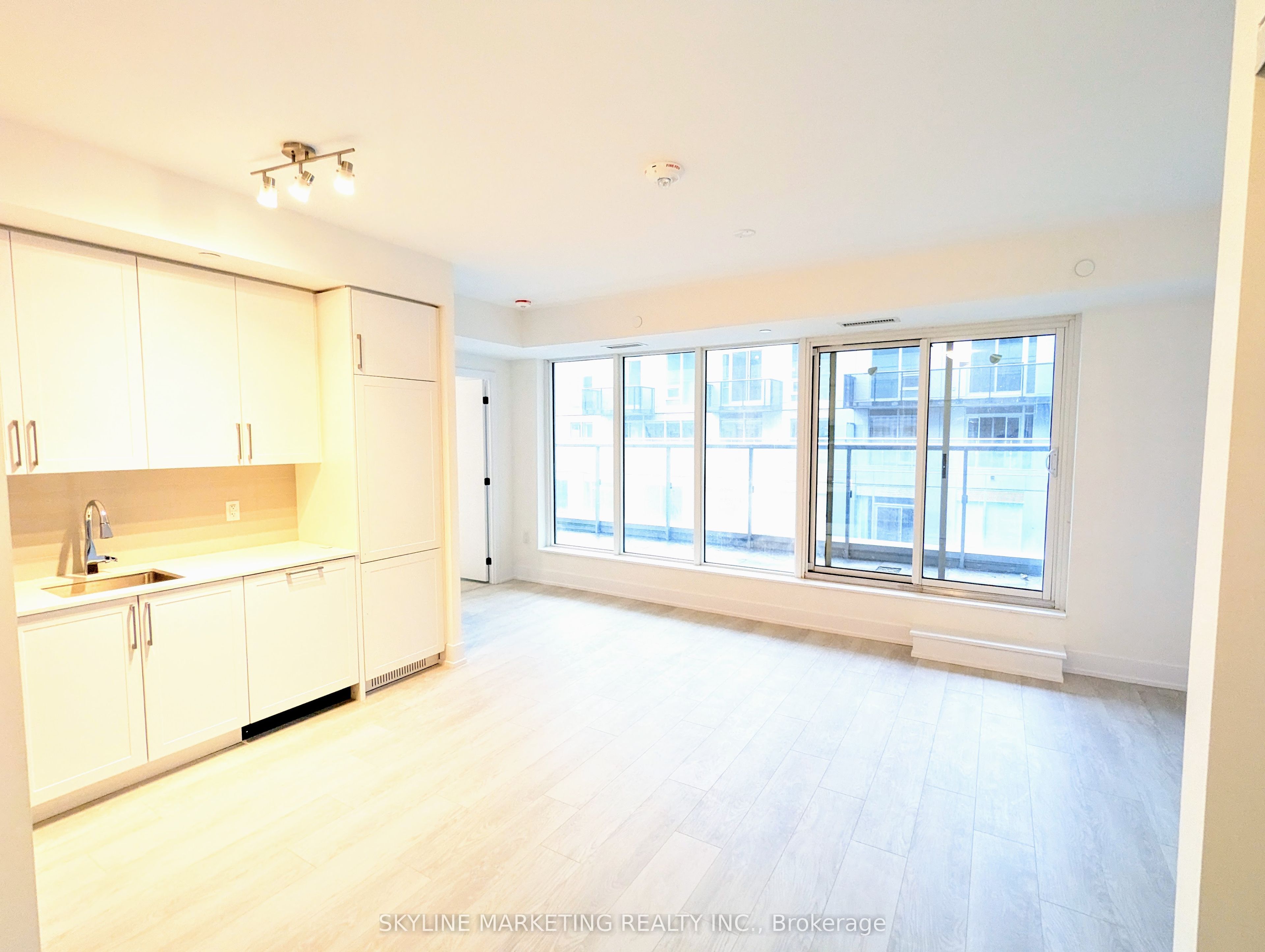 2450 Old Bronte Road 737 Property Photo 10