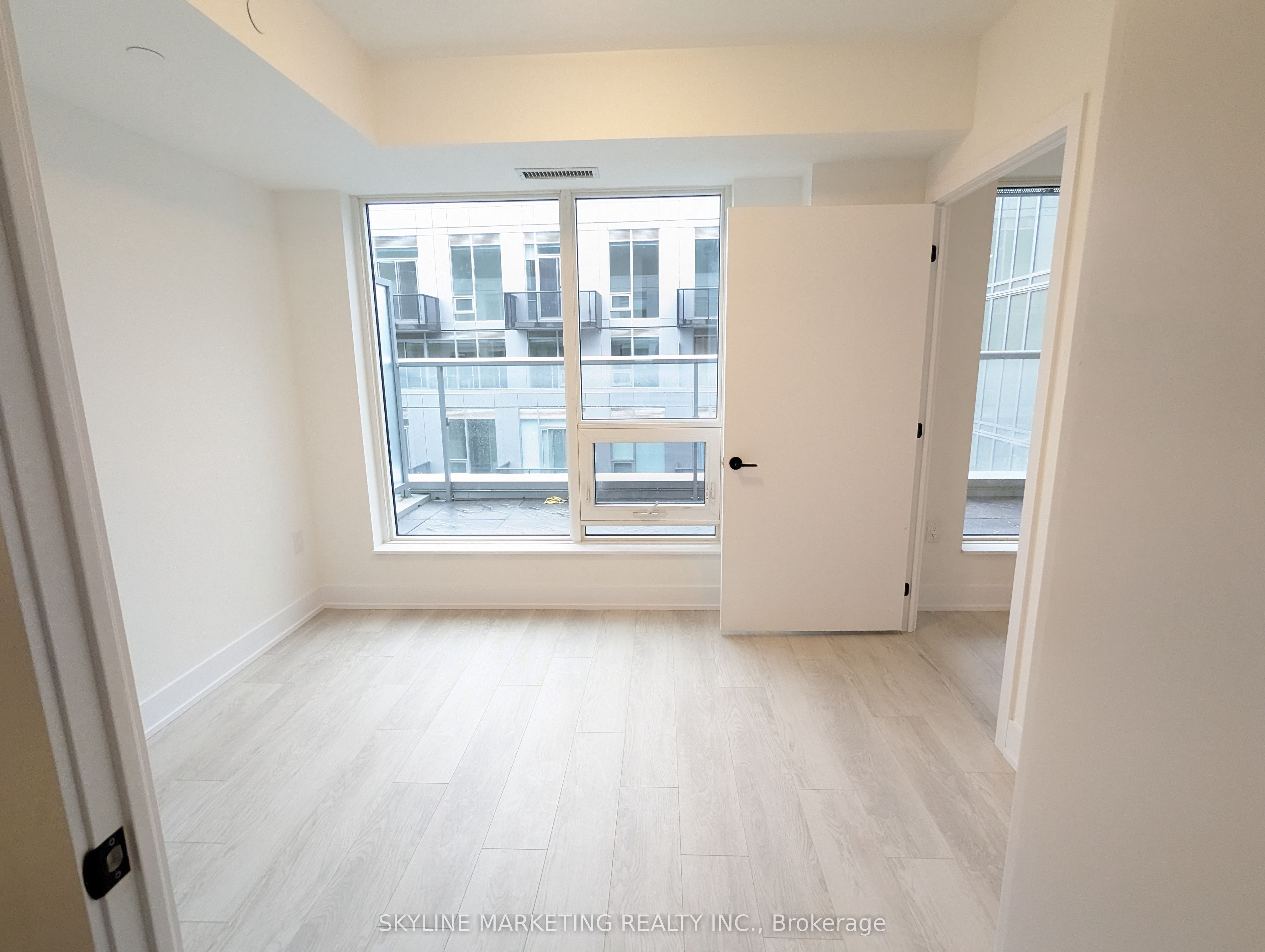 2450 Old Bronte Road 737 Property Photo 12