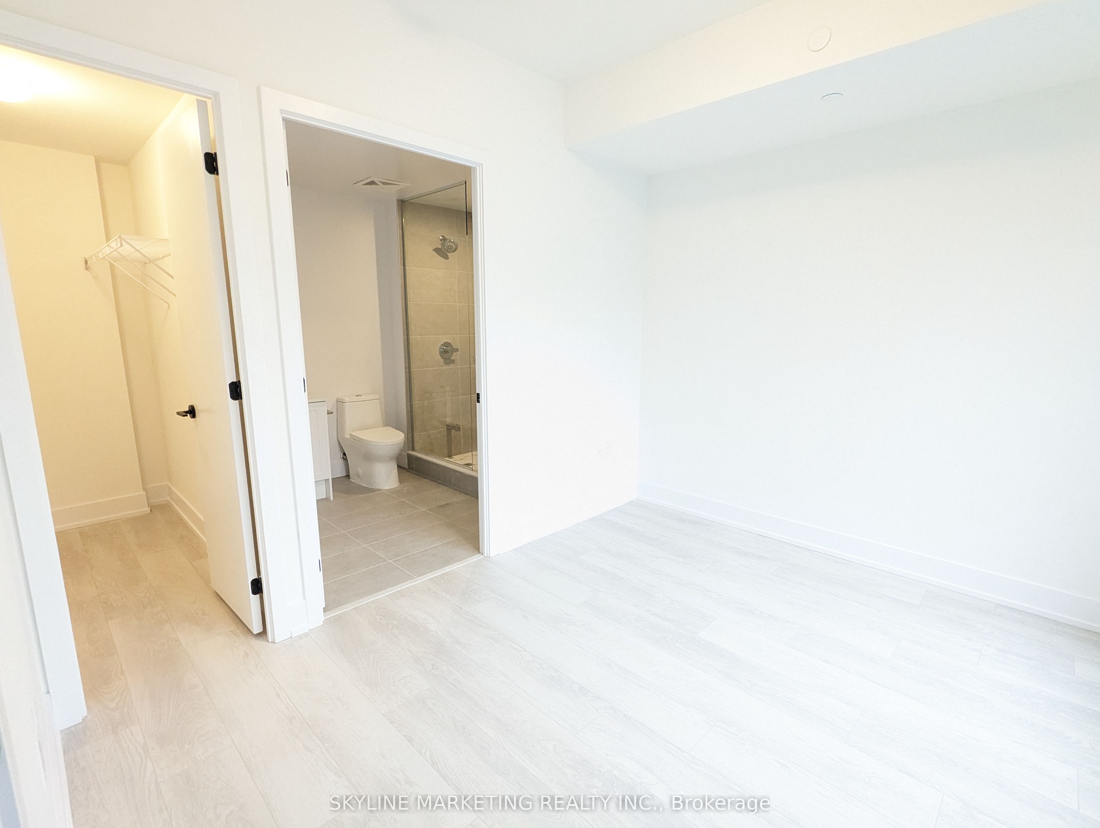 2450 Old Bronte Road 737 Property Photo 13