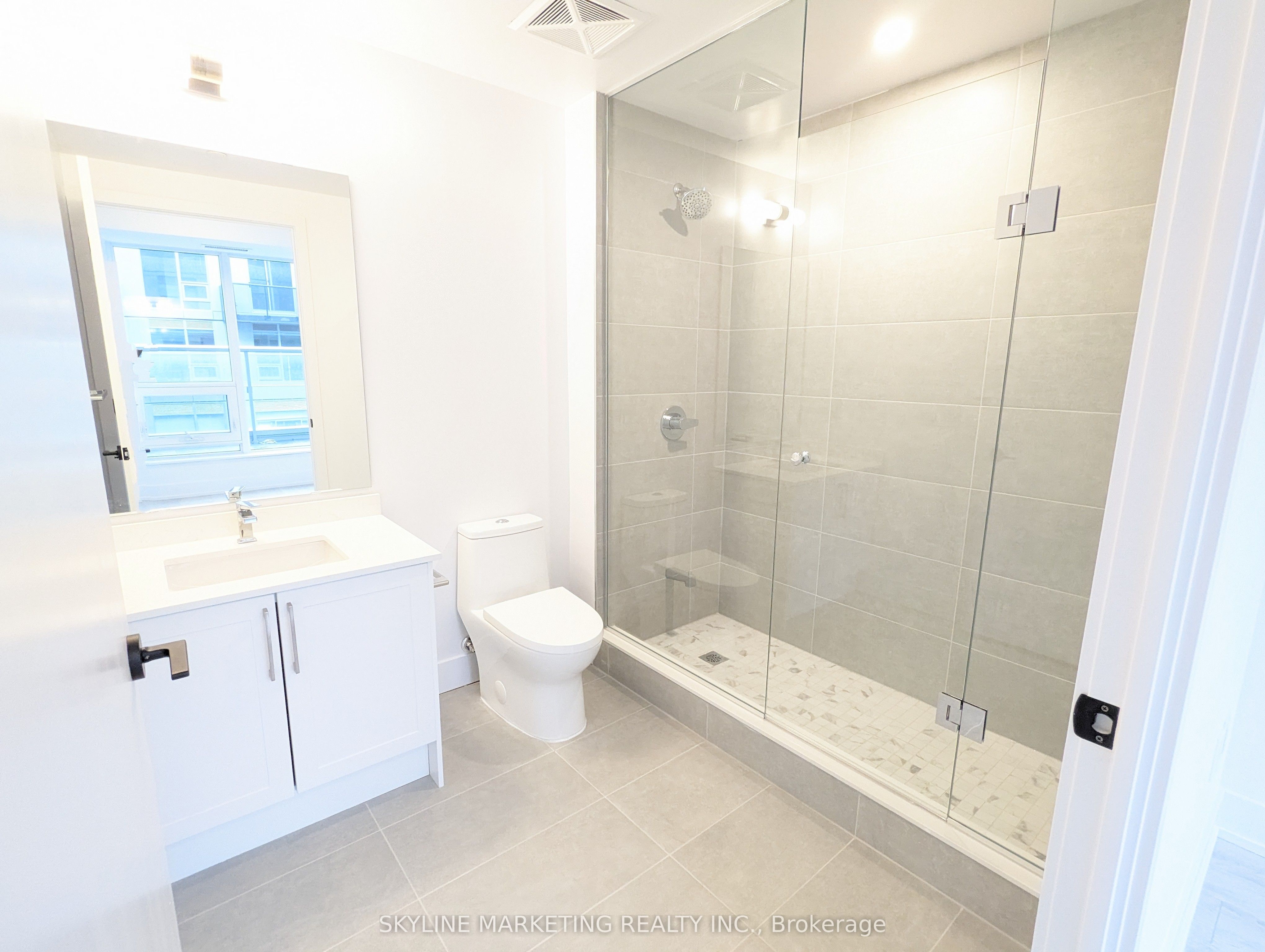 2450 Old Bronte Road 737 Property Photo 15