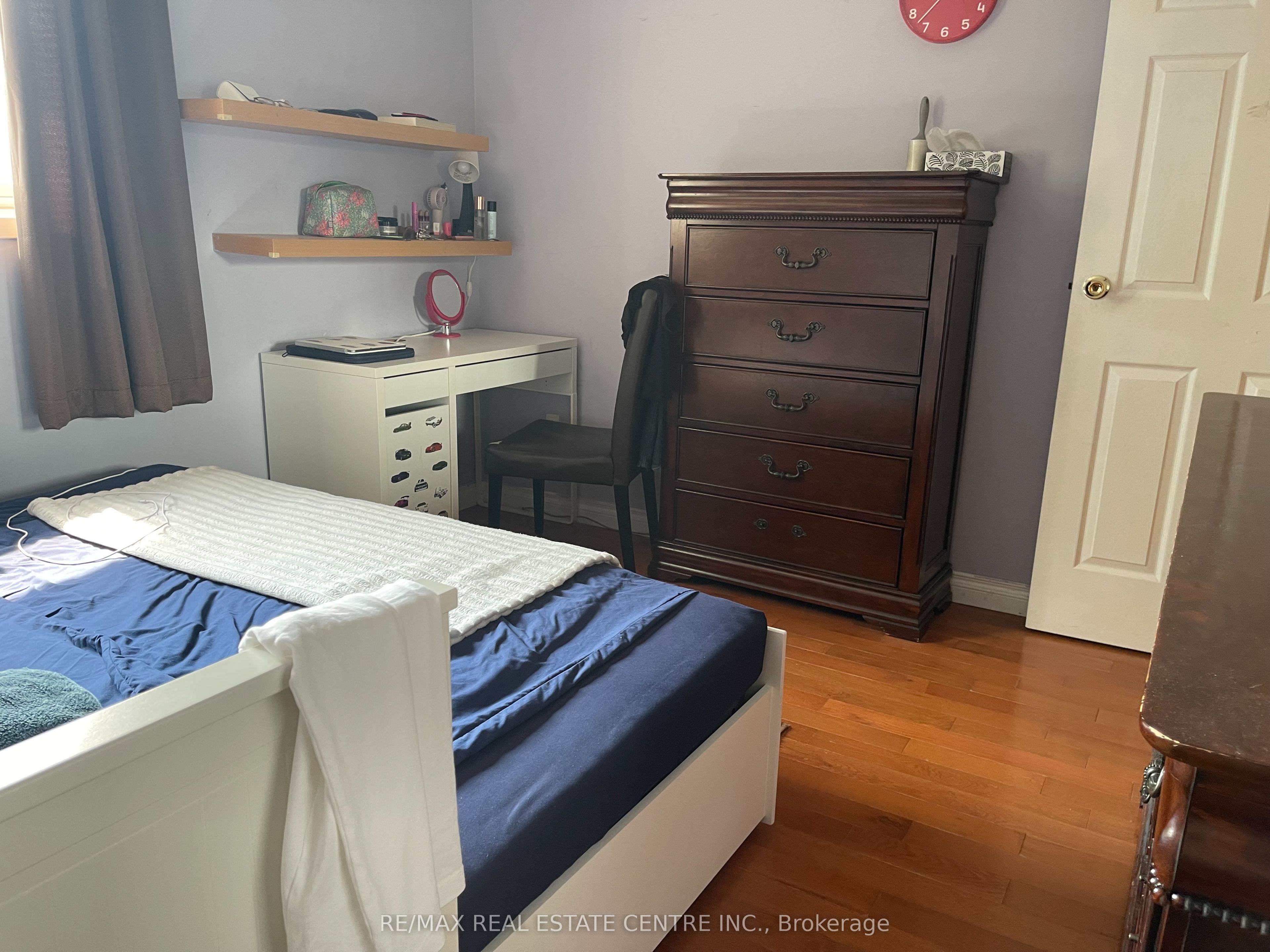 3223 Shadetree Drive Property Photo 13