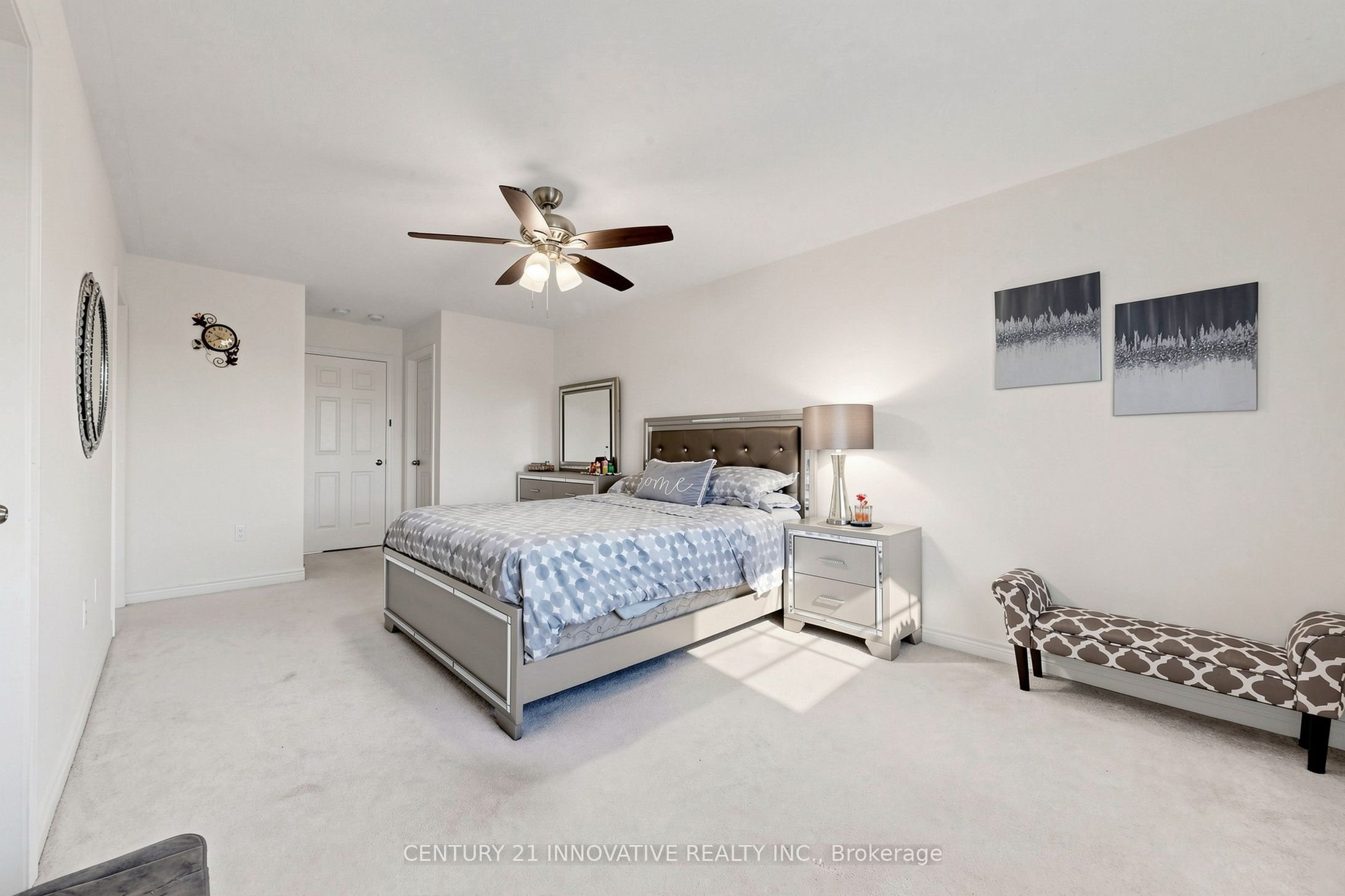 446 Bessborough Drive Property Photo 15