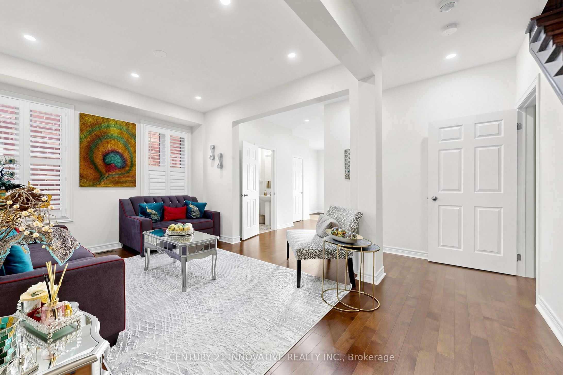 446 Bessborough Drive Property Photo 18