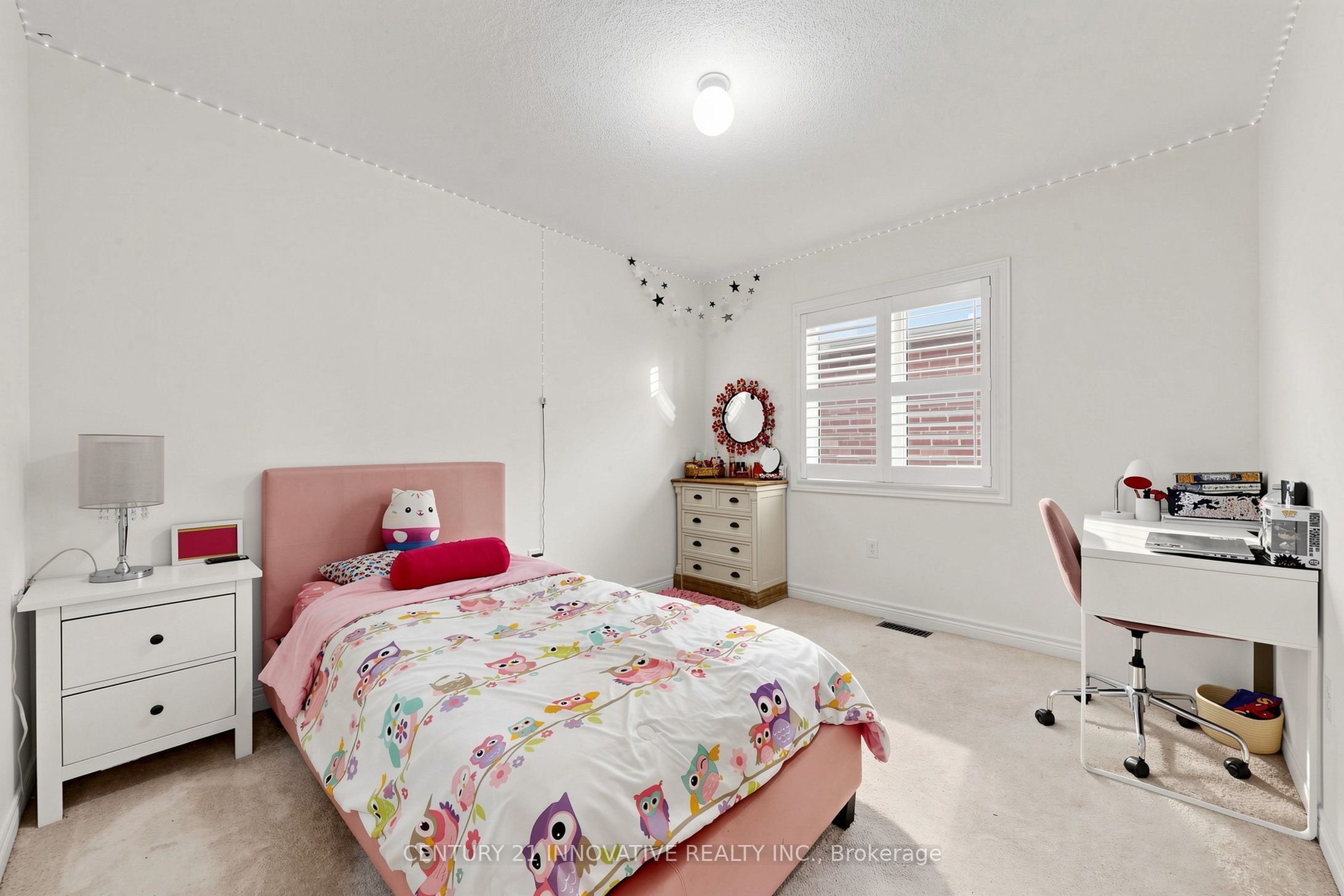 446 Bessborough Drive Property Photo 22