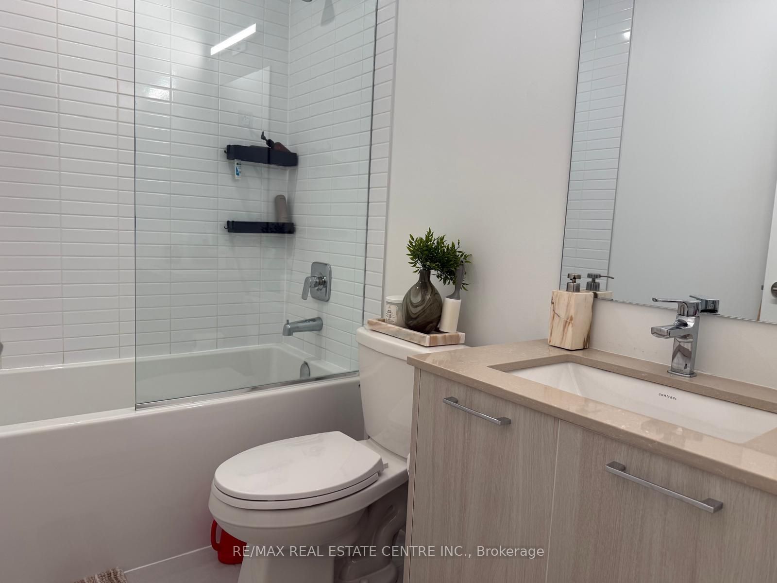 3250 Carding Mill Trail 418 Property Photo 23