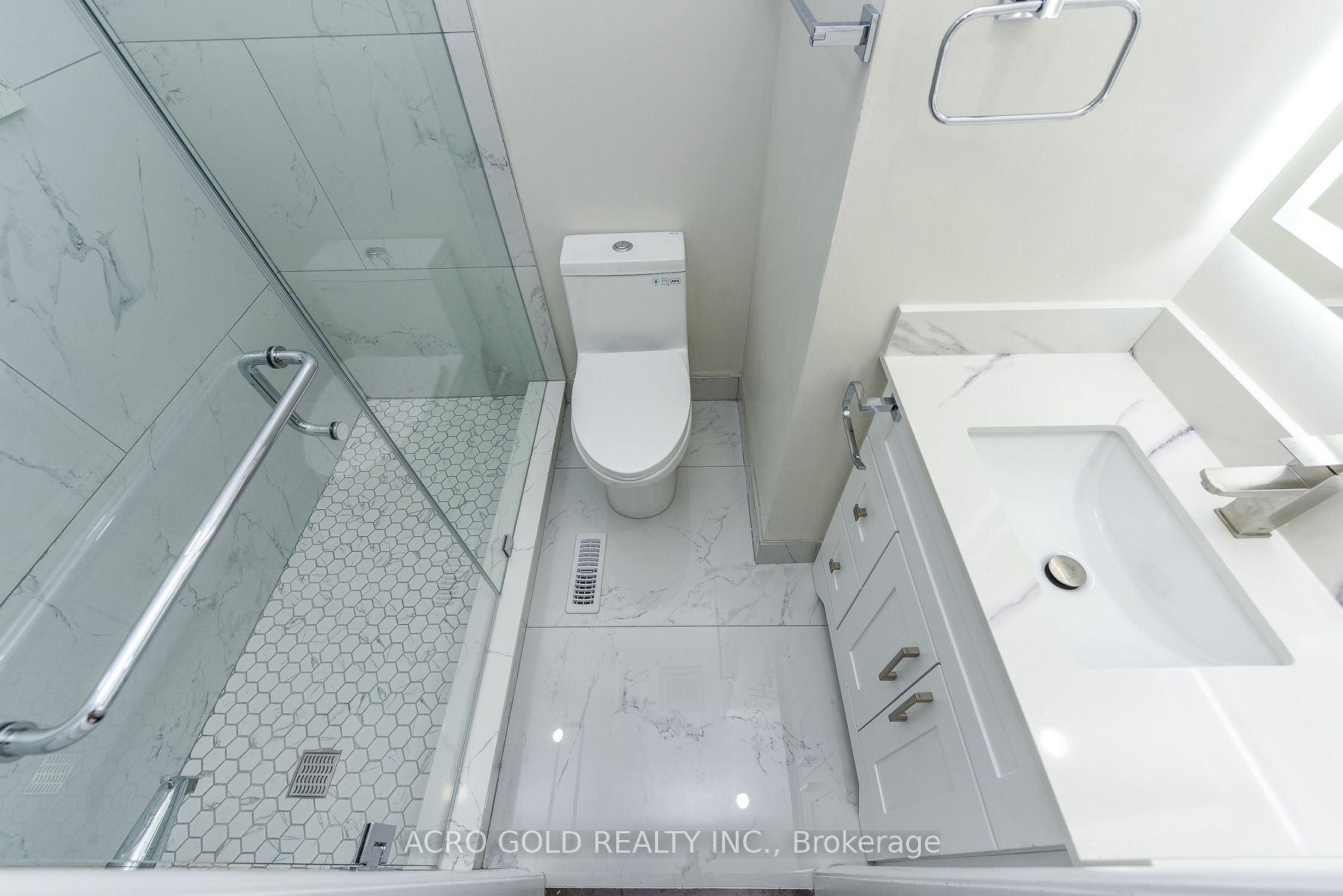 96 Archdekin Drive Property Photo 18