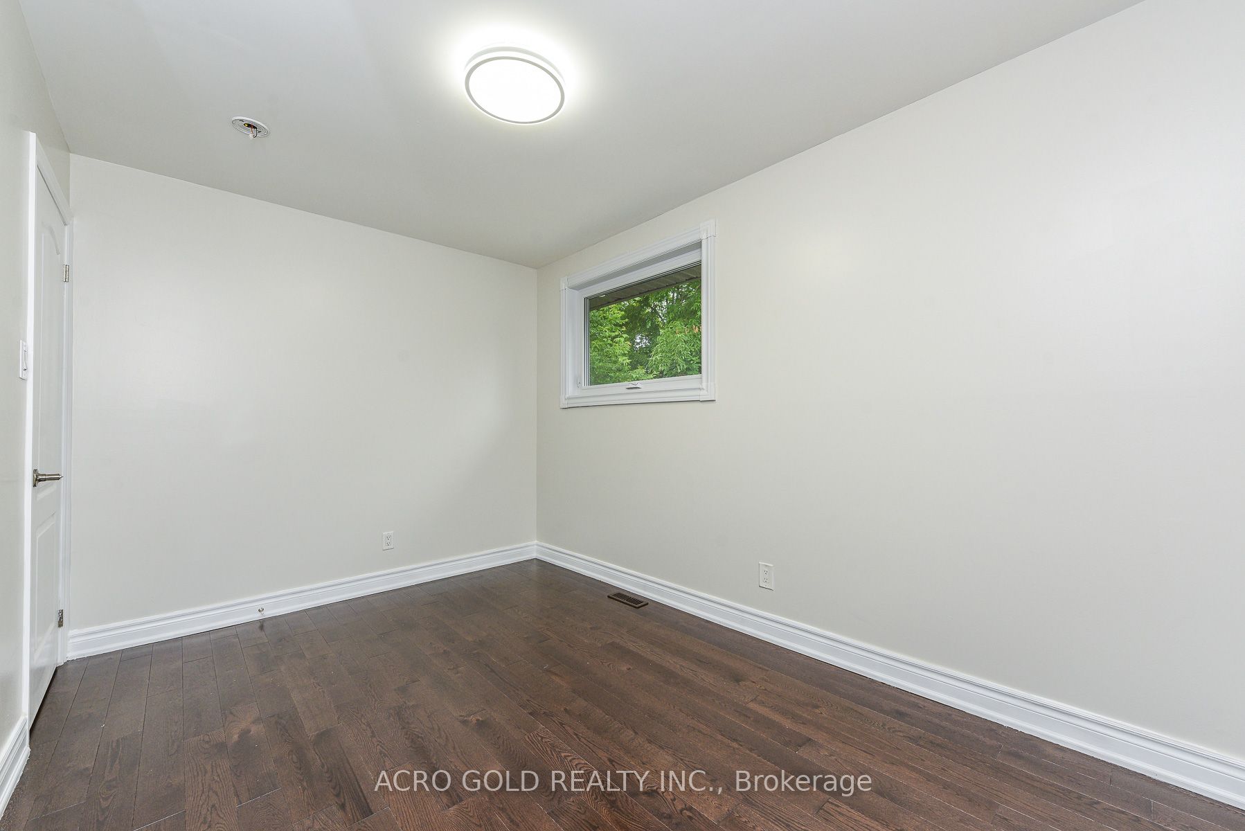 96 Archdekin Drive Property Photo 23