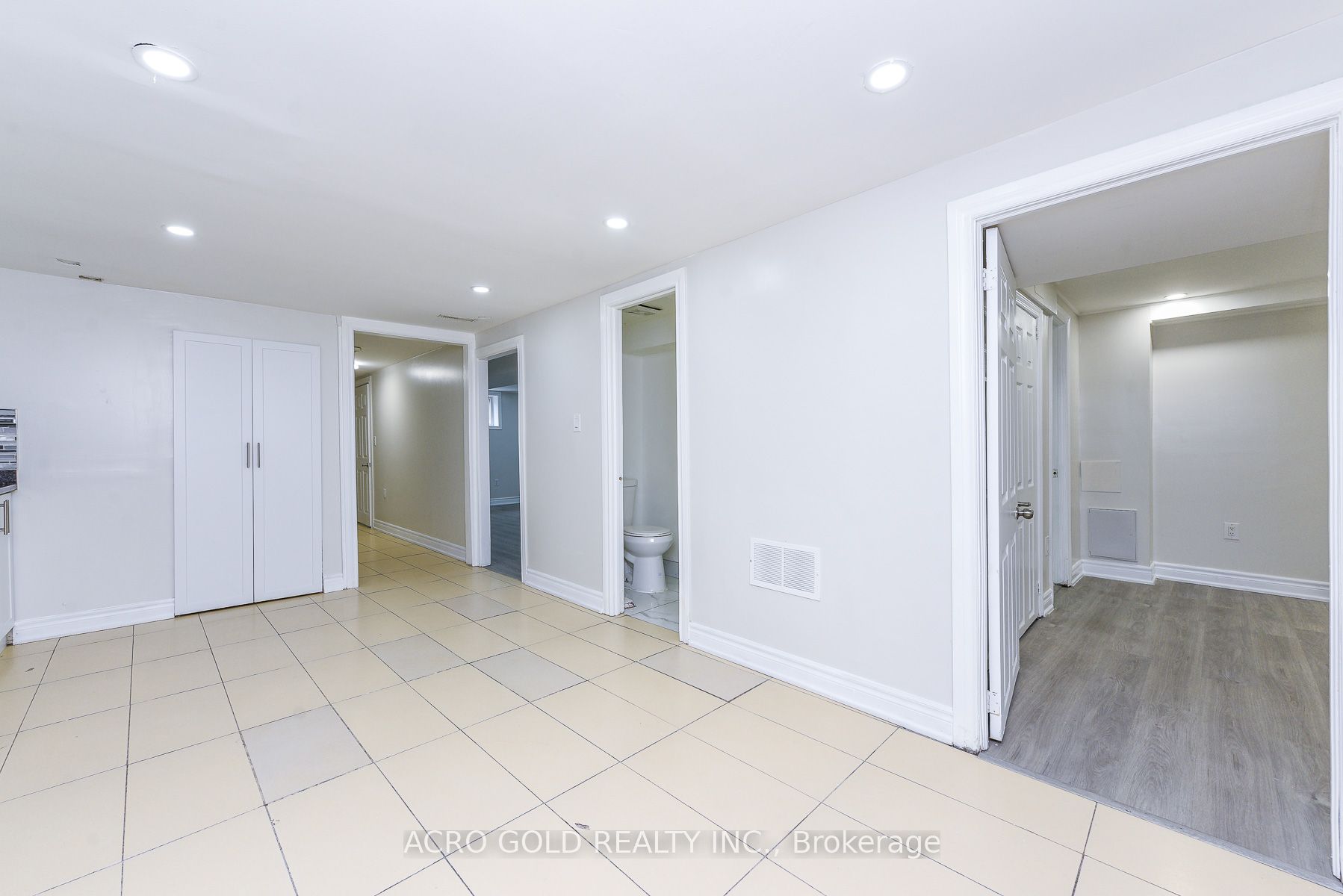 96 Archdekin Drive Property Photo 35