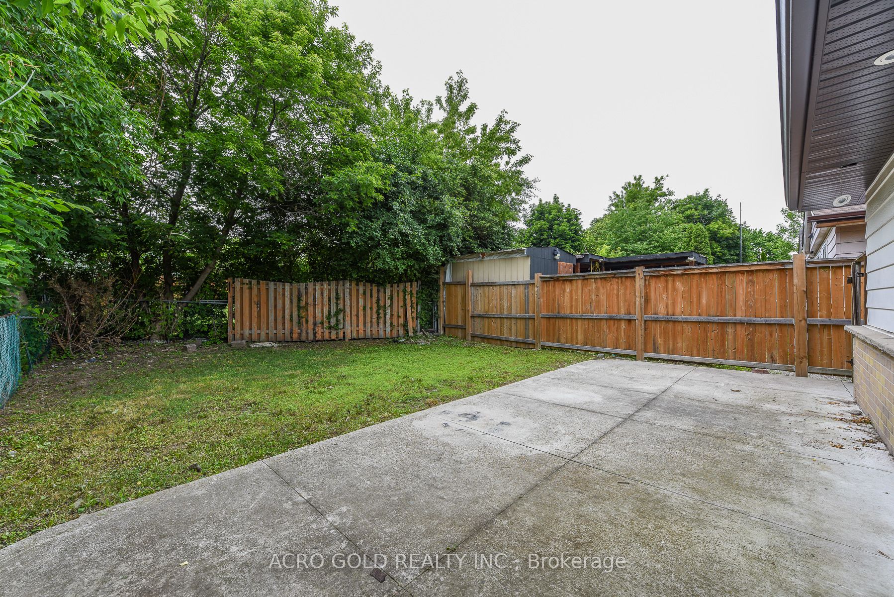 96 Archdekin Drive Property Photo 48