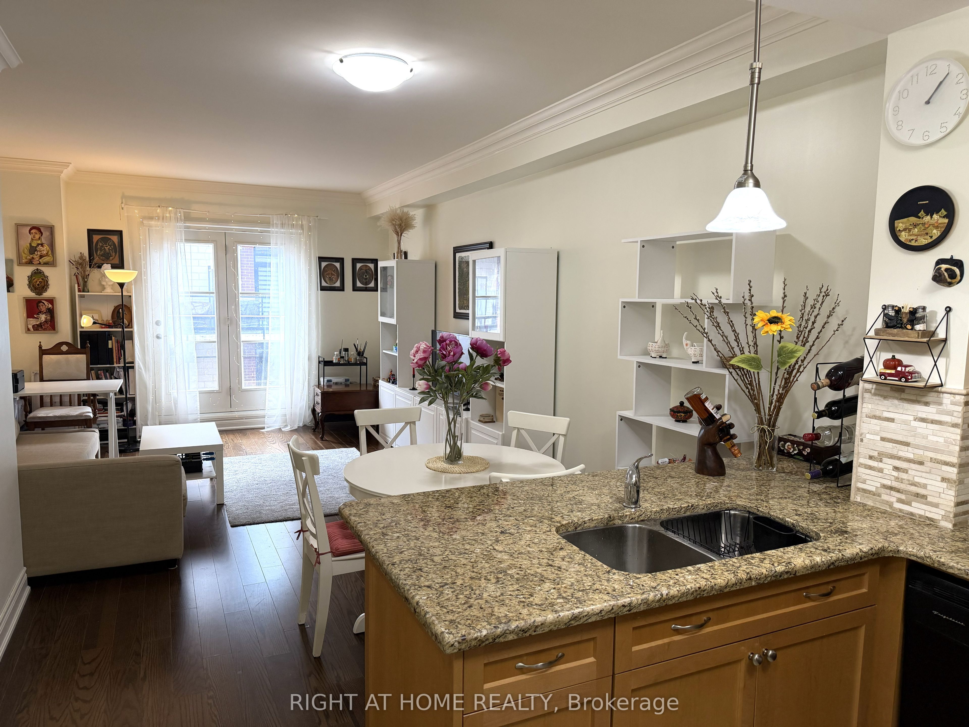 60 Ann Street 309 Property Photo 9