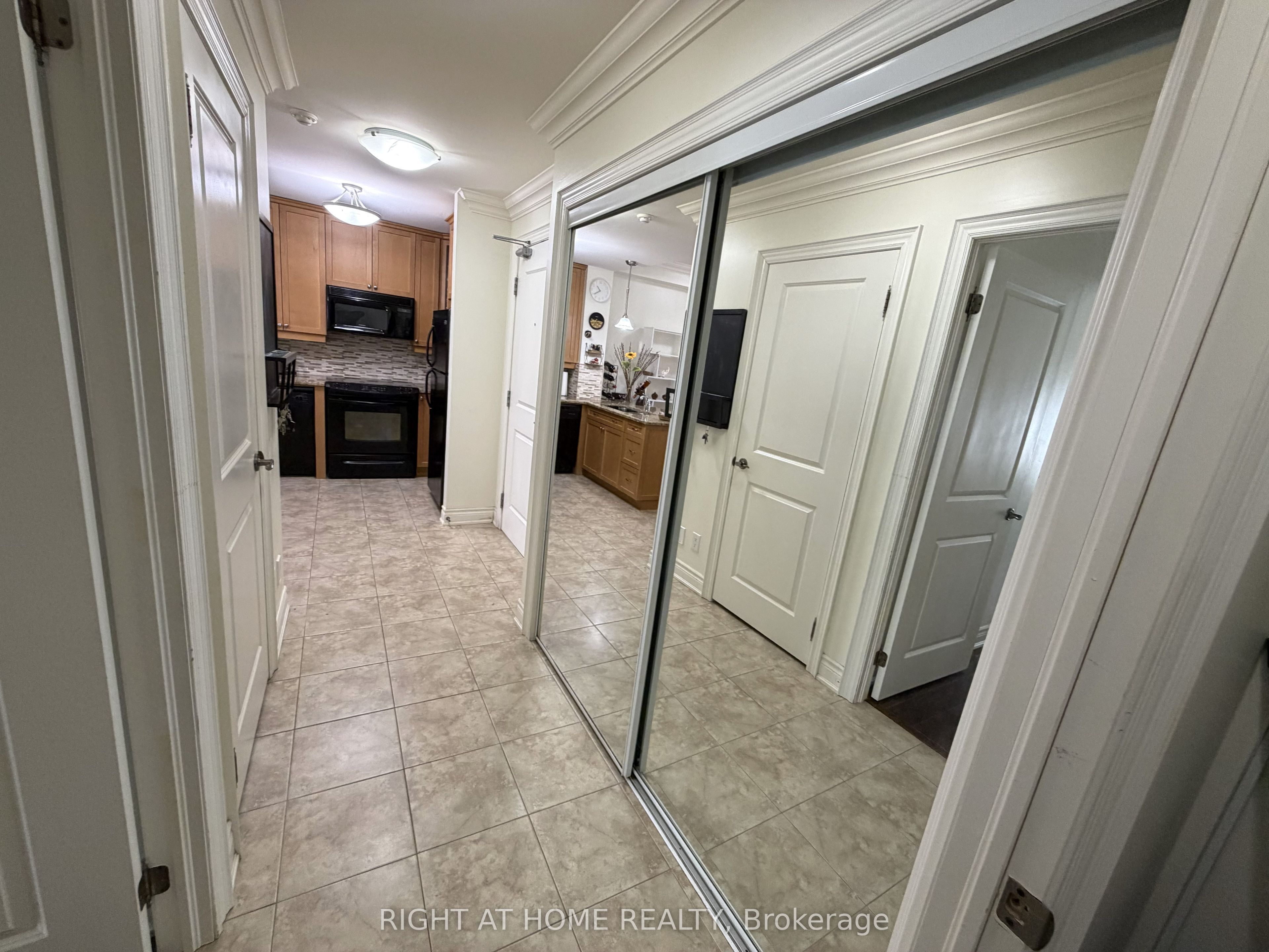 60 Ann Street 309 Property Photo 17