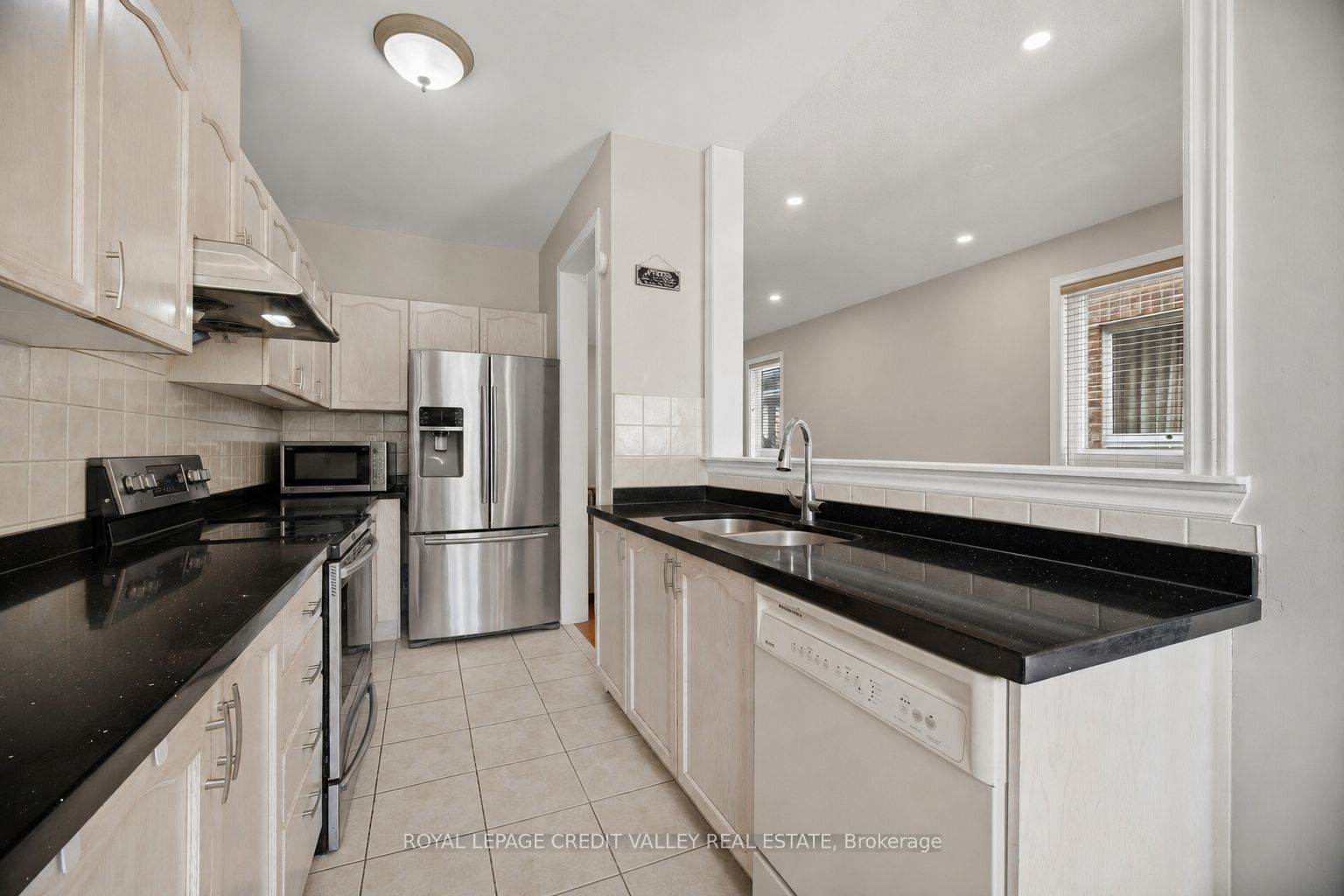 7443 Russian Olive Close Property Photo 11