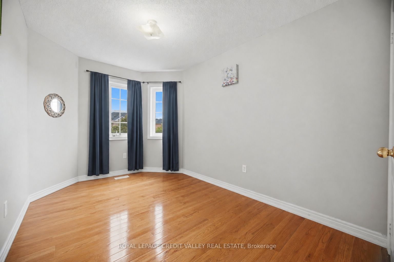 7443 Russian Olive Close Property Photo 30