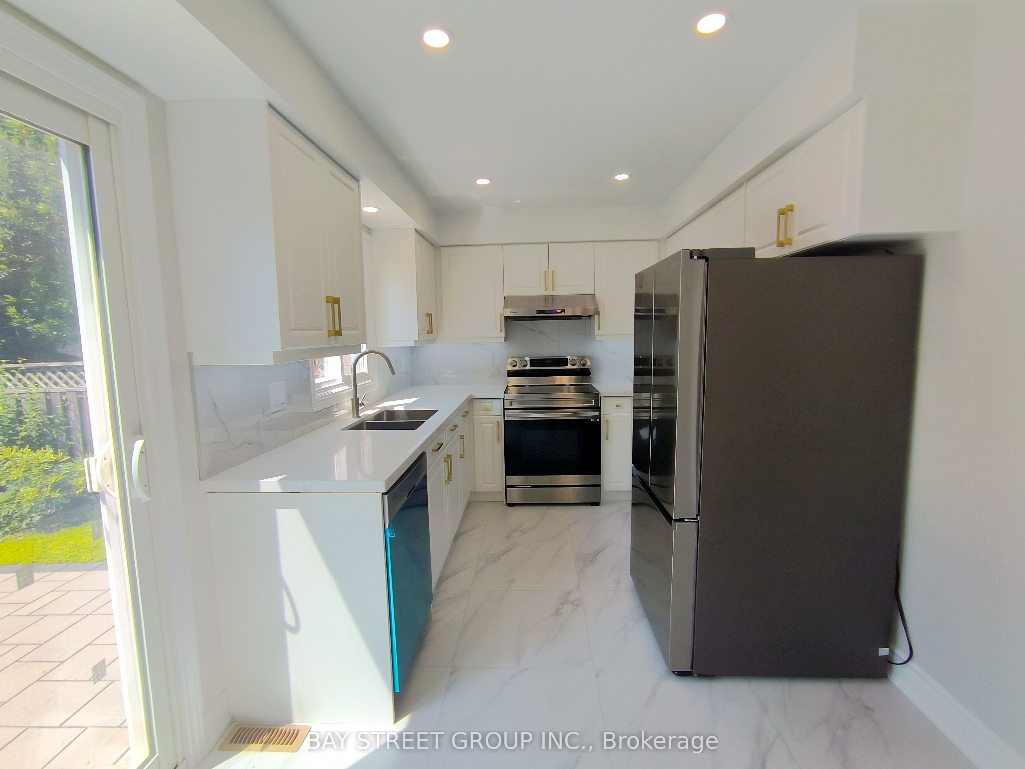 3282 Dragon Drive Property Photo 7