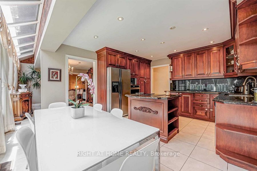 4326 Bridlepath Trail Property Photo 7