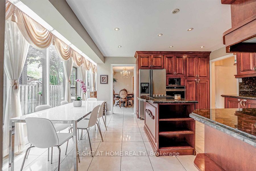 4326 Bridlepath Trail Property Photo 8
