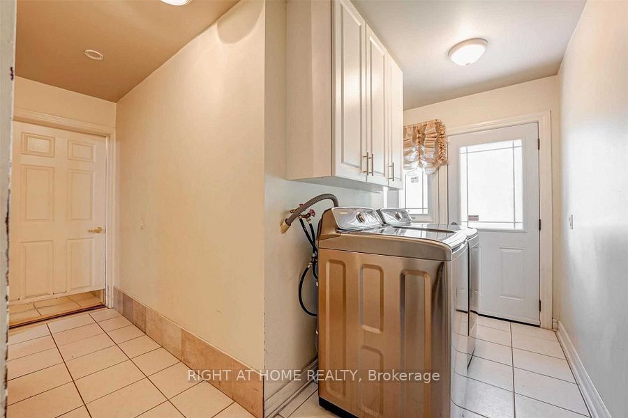 4326 Bridlepath Trail Property Photo 17