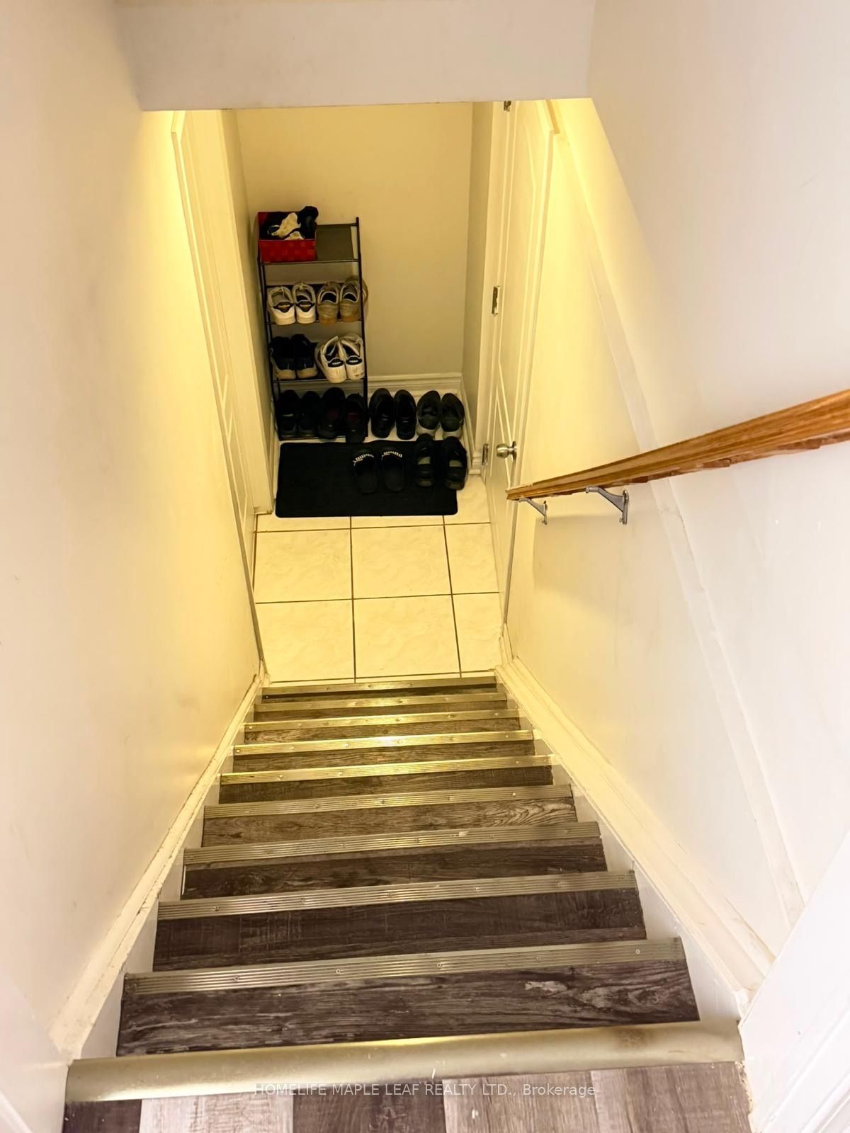 27 Beaverhall Road Basement Property Photo 2