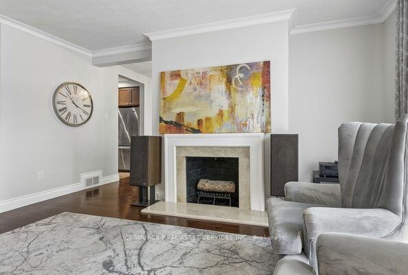 1603 Lincolnshire Boulevard Property Photo 7