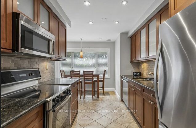 1603 Lincolnshire Boulevard Property Photo 11