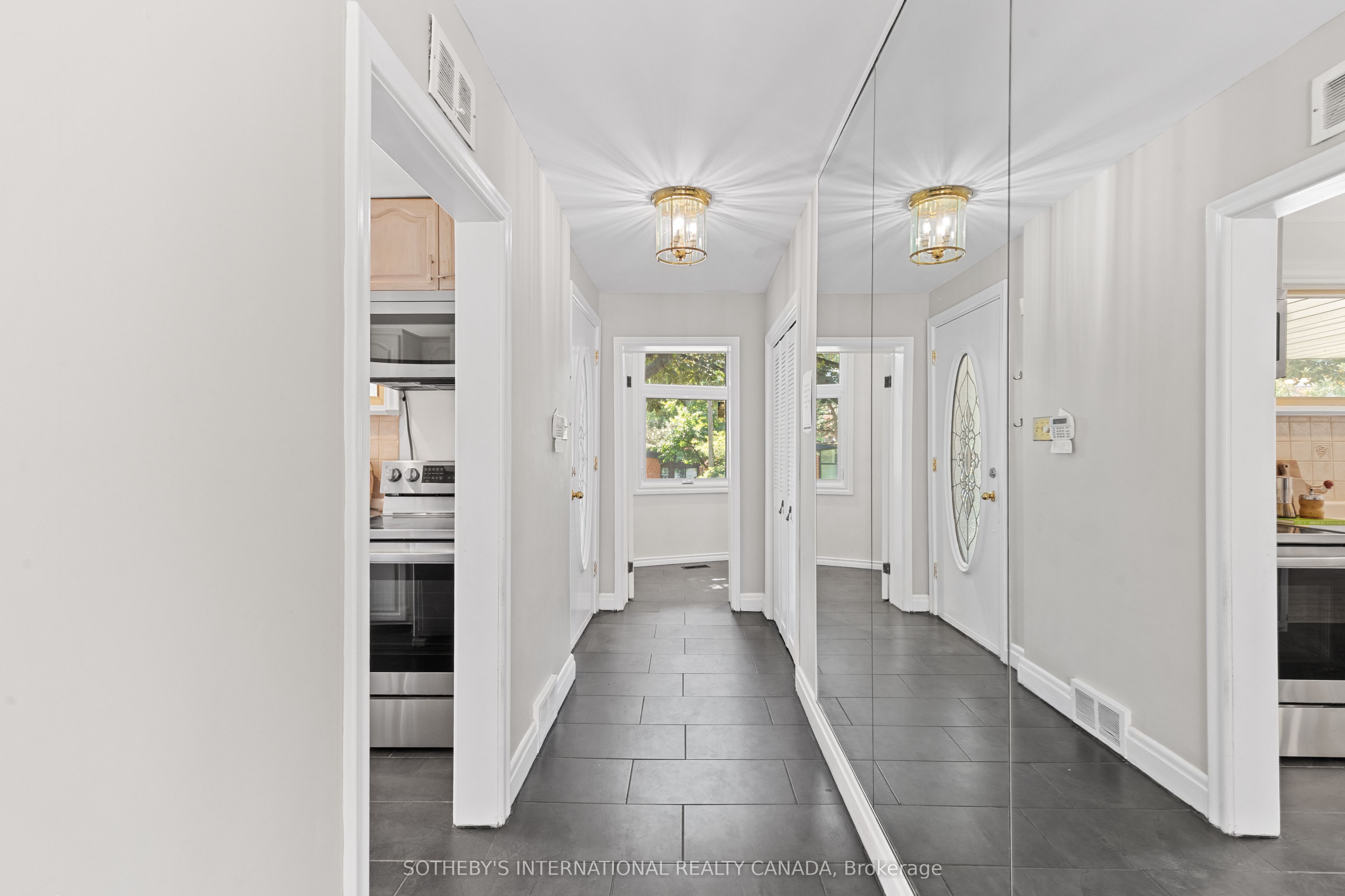 9 Babington Court Property Photo 7