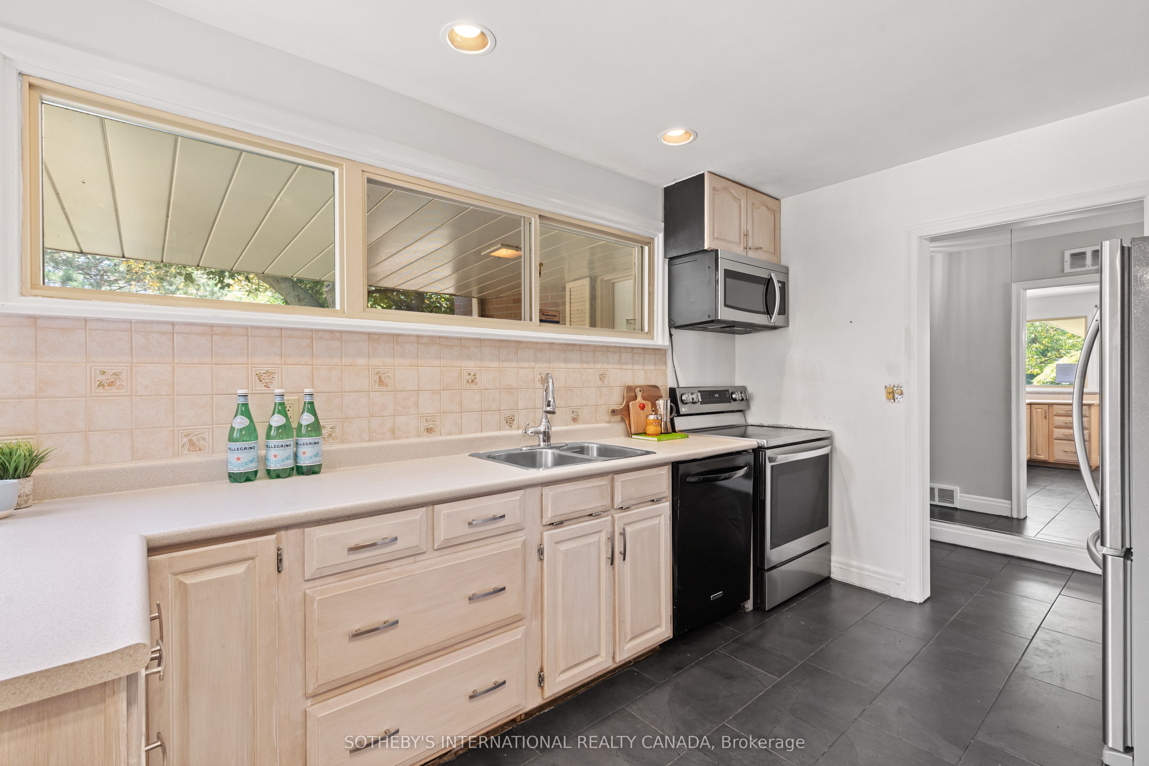 9 Babington Court Property Photo 14