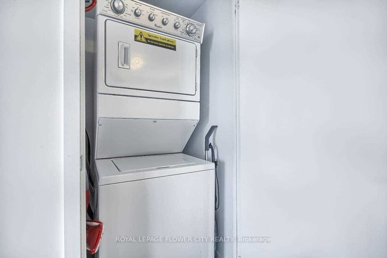 1410 Dupont Street 2002 Property Photo 14