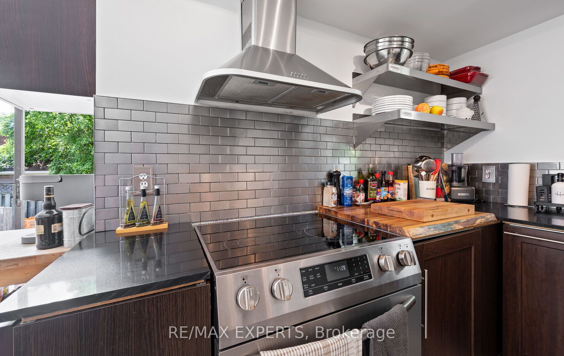 1 Goodfellow Crescent Property Photo 12