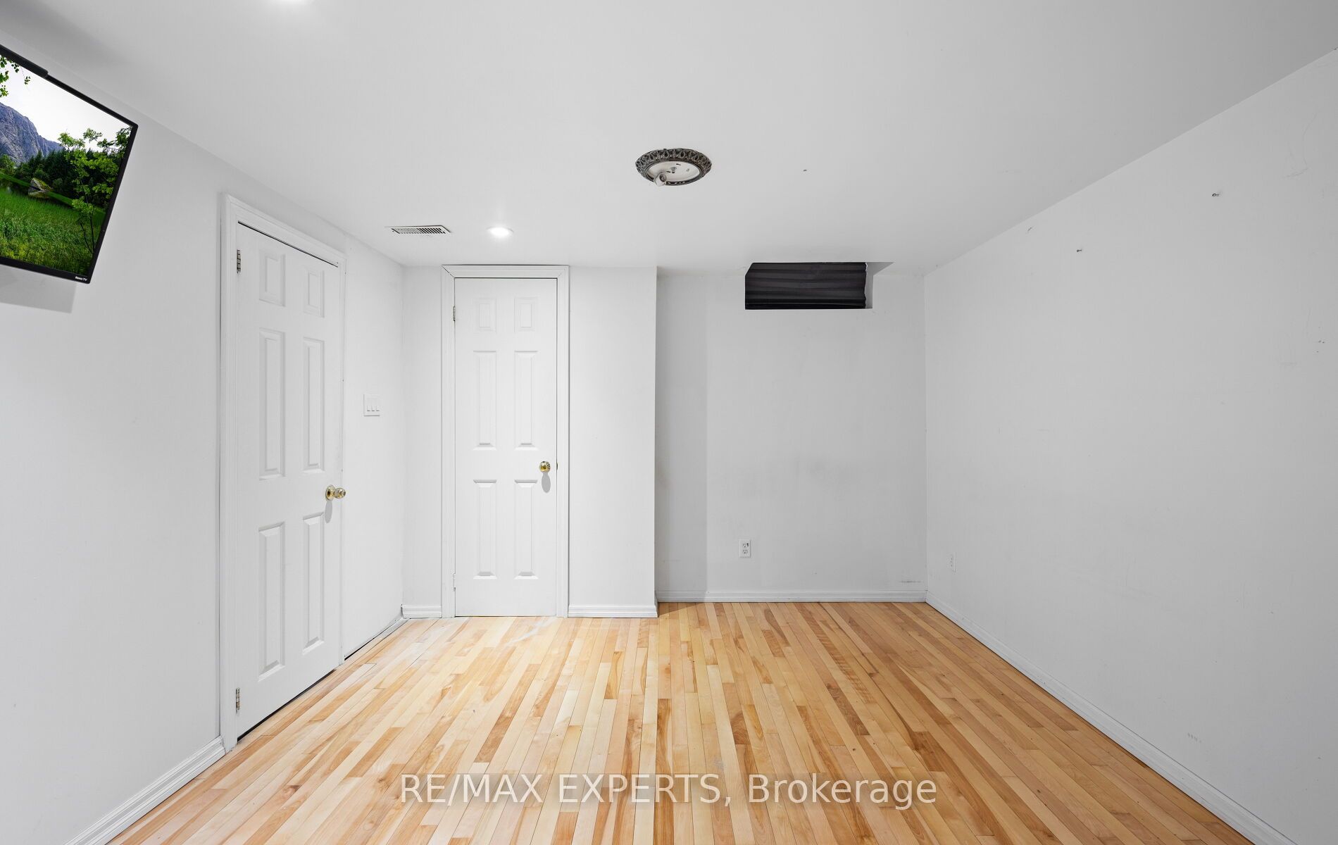 1 Goodfellow Crescent Property Photo 36