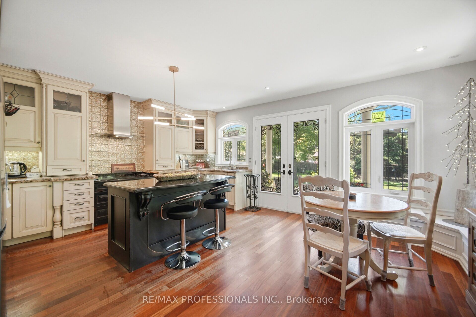 1114 Kipling Avenue Property Photo 12