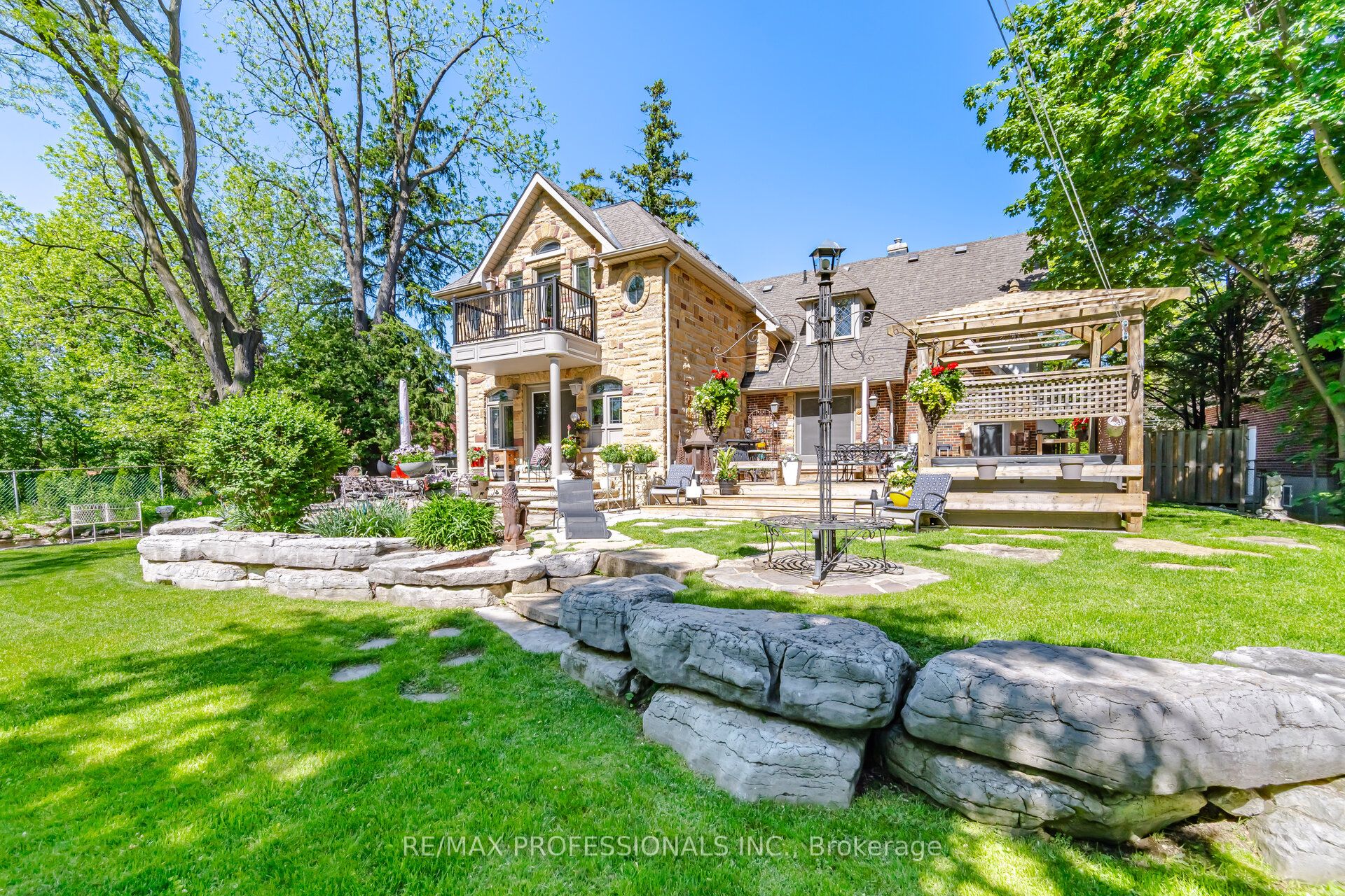 1114 Kipling Avenue Property Photo 44