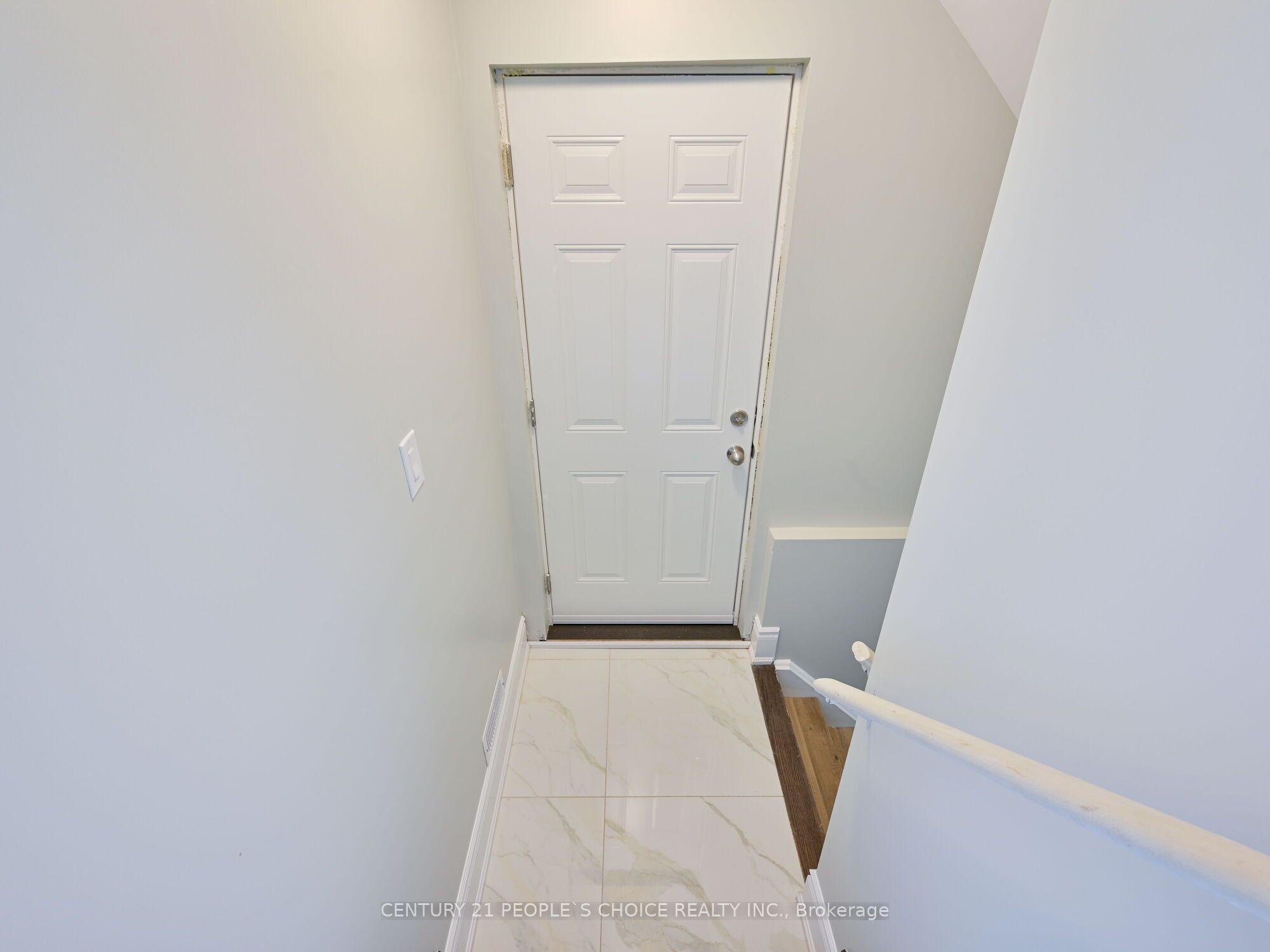 12 Junior Road Property Photo 39
