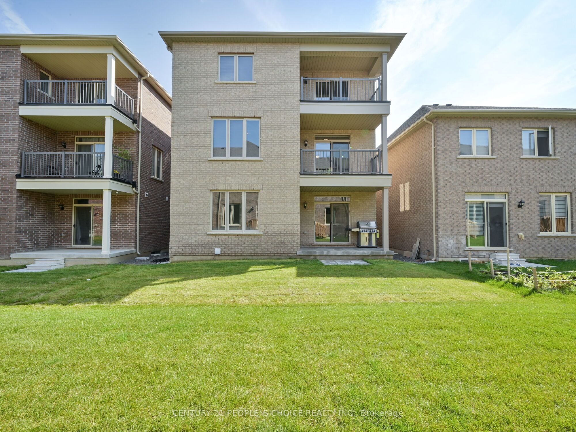 12 Junior Road Property Photo 49
