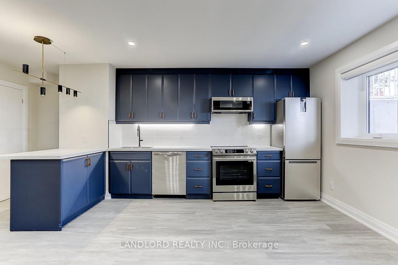 2071 Keele Street Lower Property Photo 13