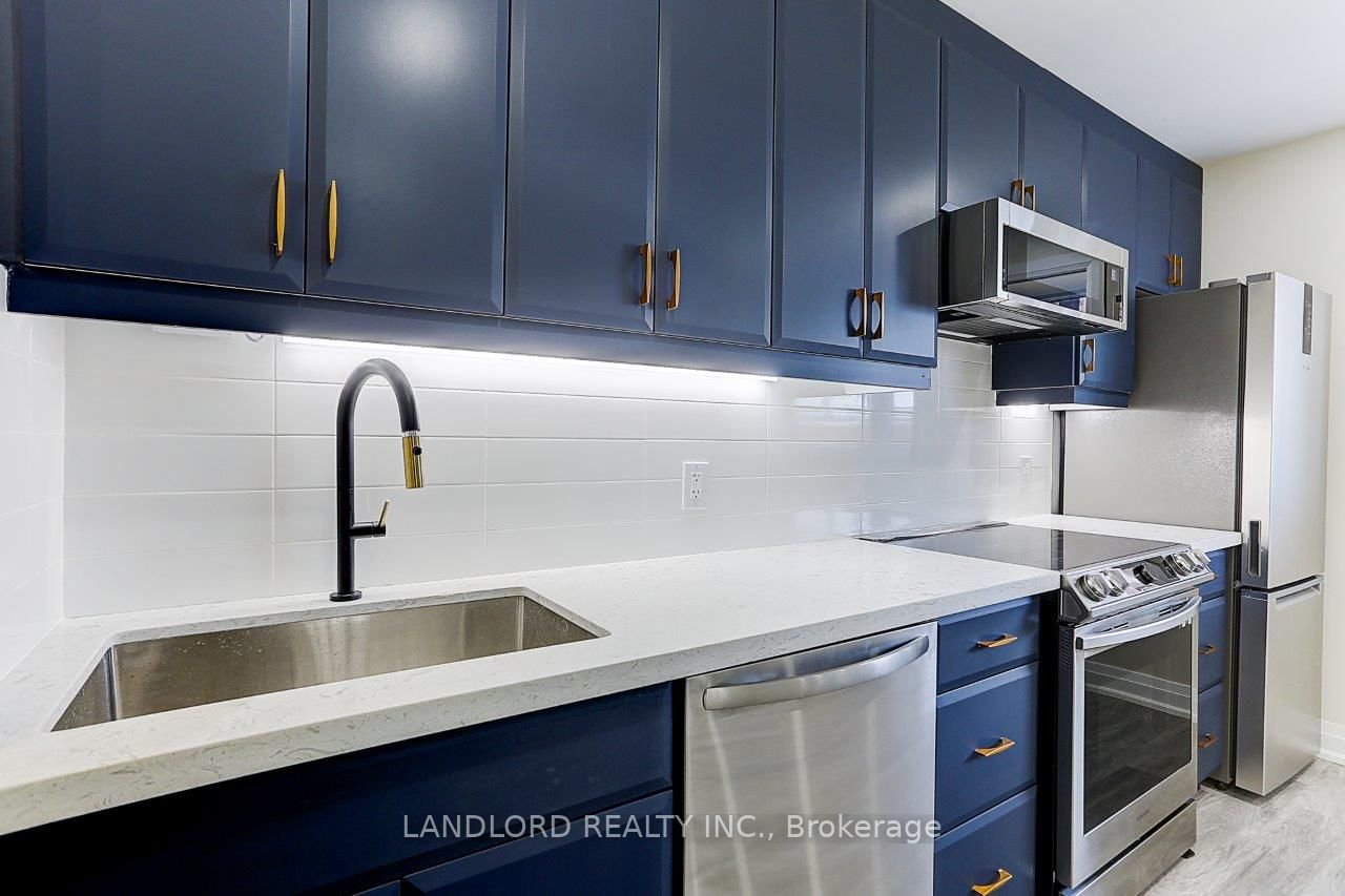 2071 Keele Street Lower Property Photo 19