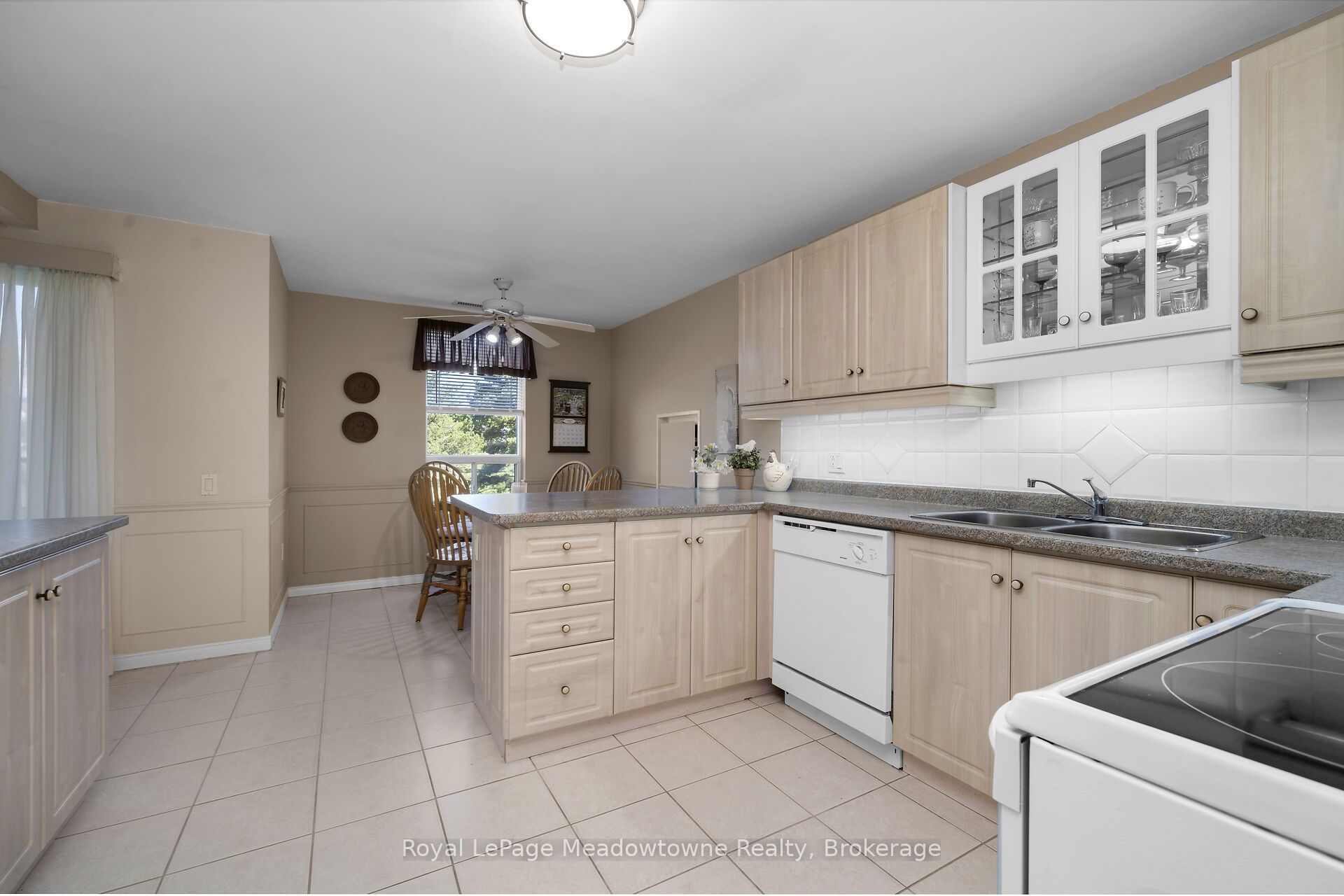 2075 Amherst Heights Drive 210 Property Photo 19