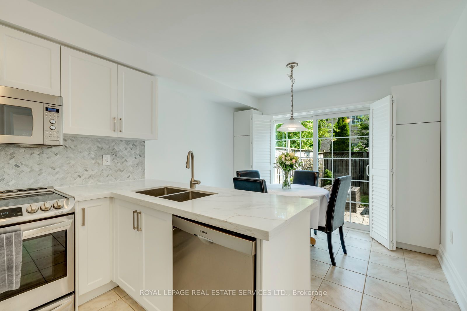 916 Mcnair Circle Property Photo 30