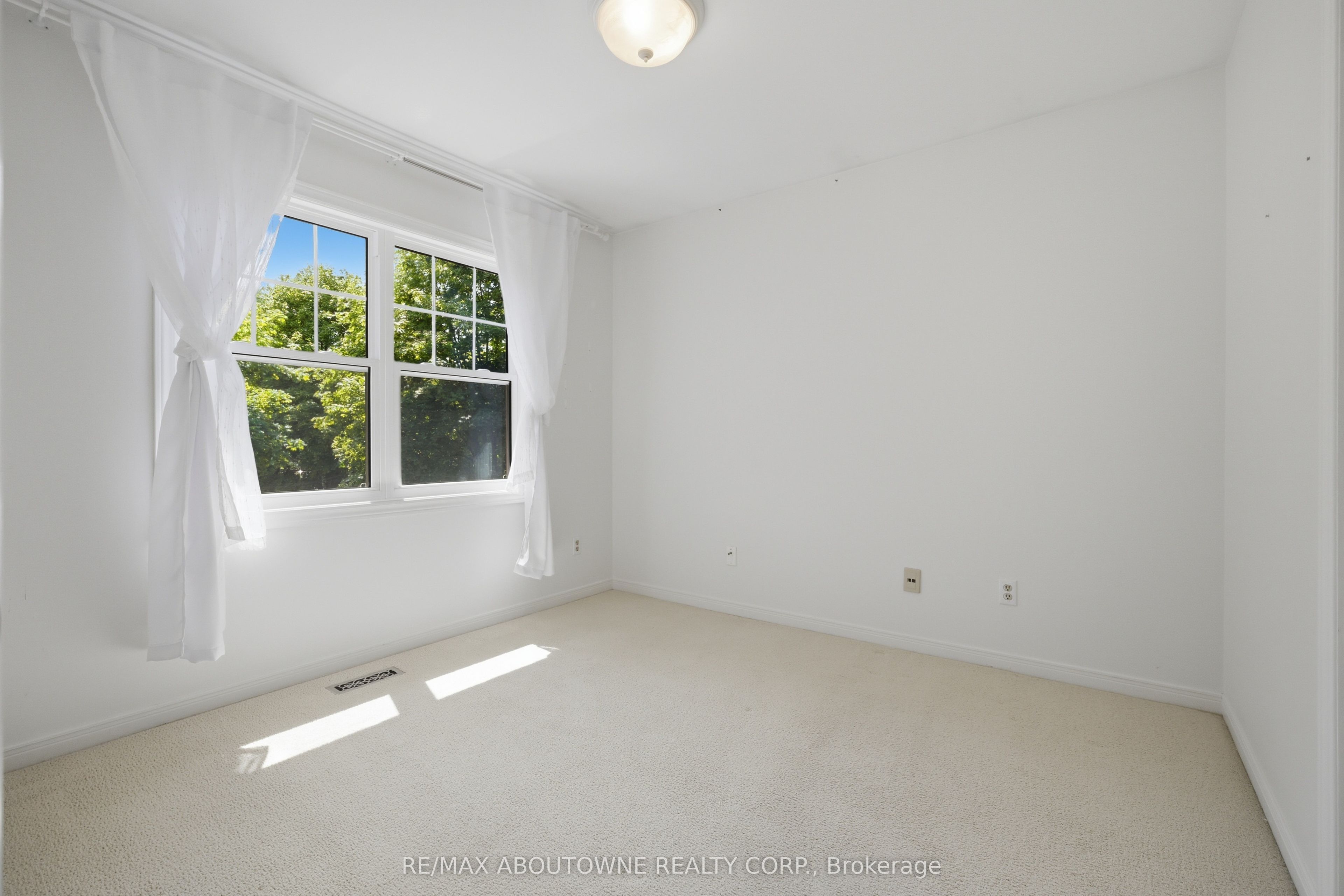 485 Coleen Drive Property Photo 20