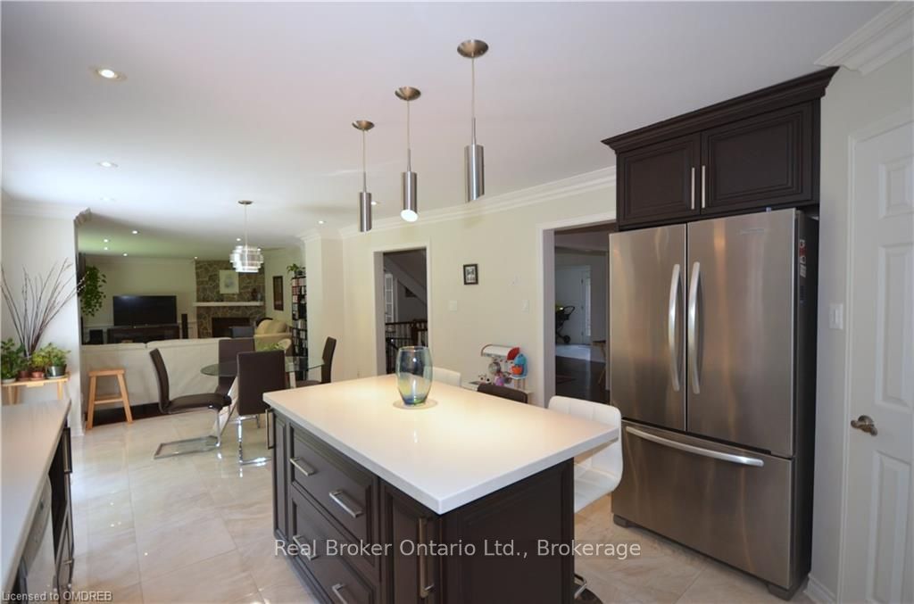 1609 Pilgrims Way Property Photo 6