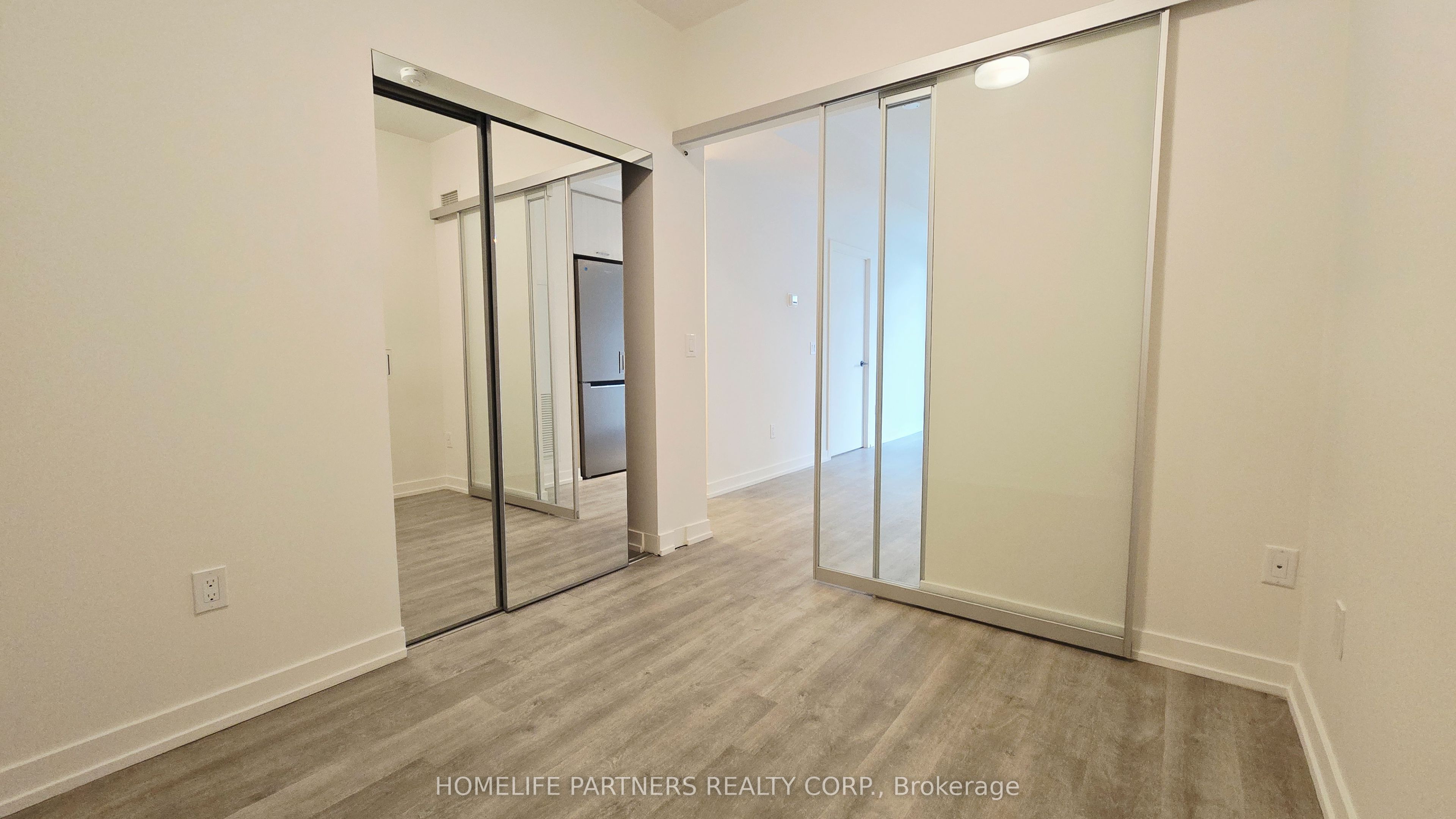 2300 St Clair Avenue W 414 Property Photo 6