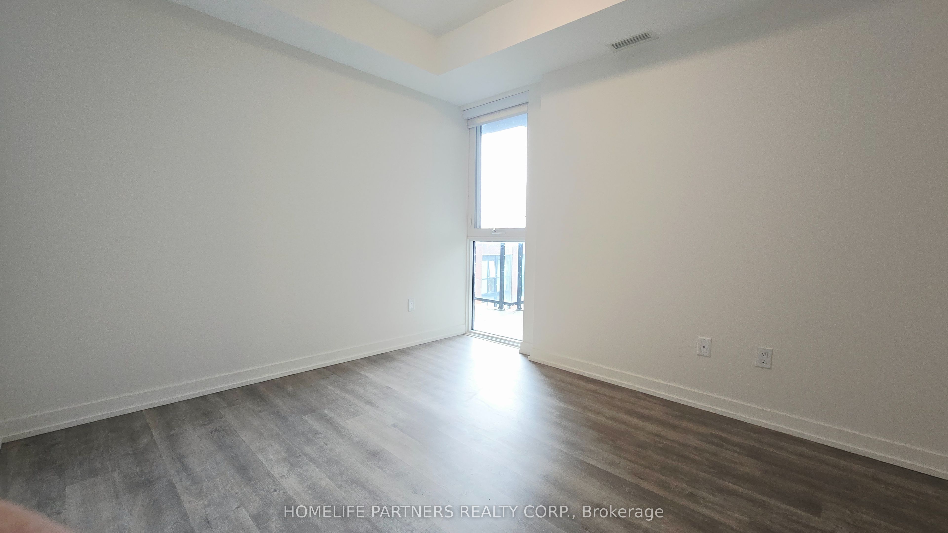 2300 St Clair Avenue W 414 Property Photo 14