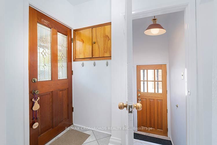 65 Manitoba Street Property Photo 6