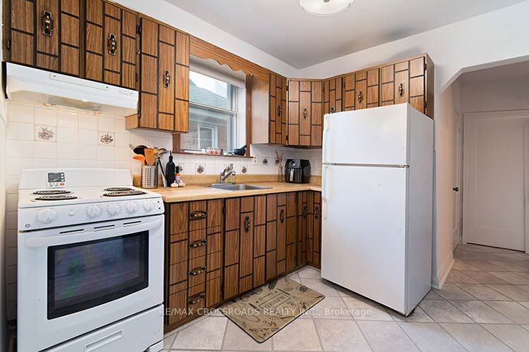 65 Manitoba Street Property Photo 10