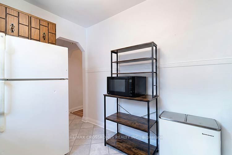 65 Manitoba Street Property Photo 12