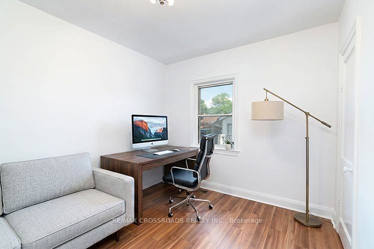 65 Manitoba Street Property Photo 18