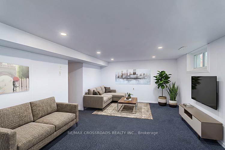 65 Manitoba Street Property Photo 23