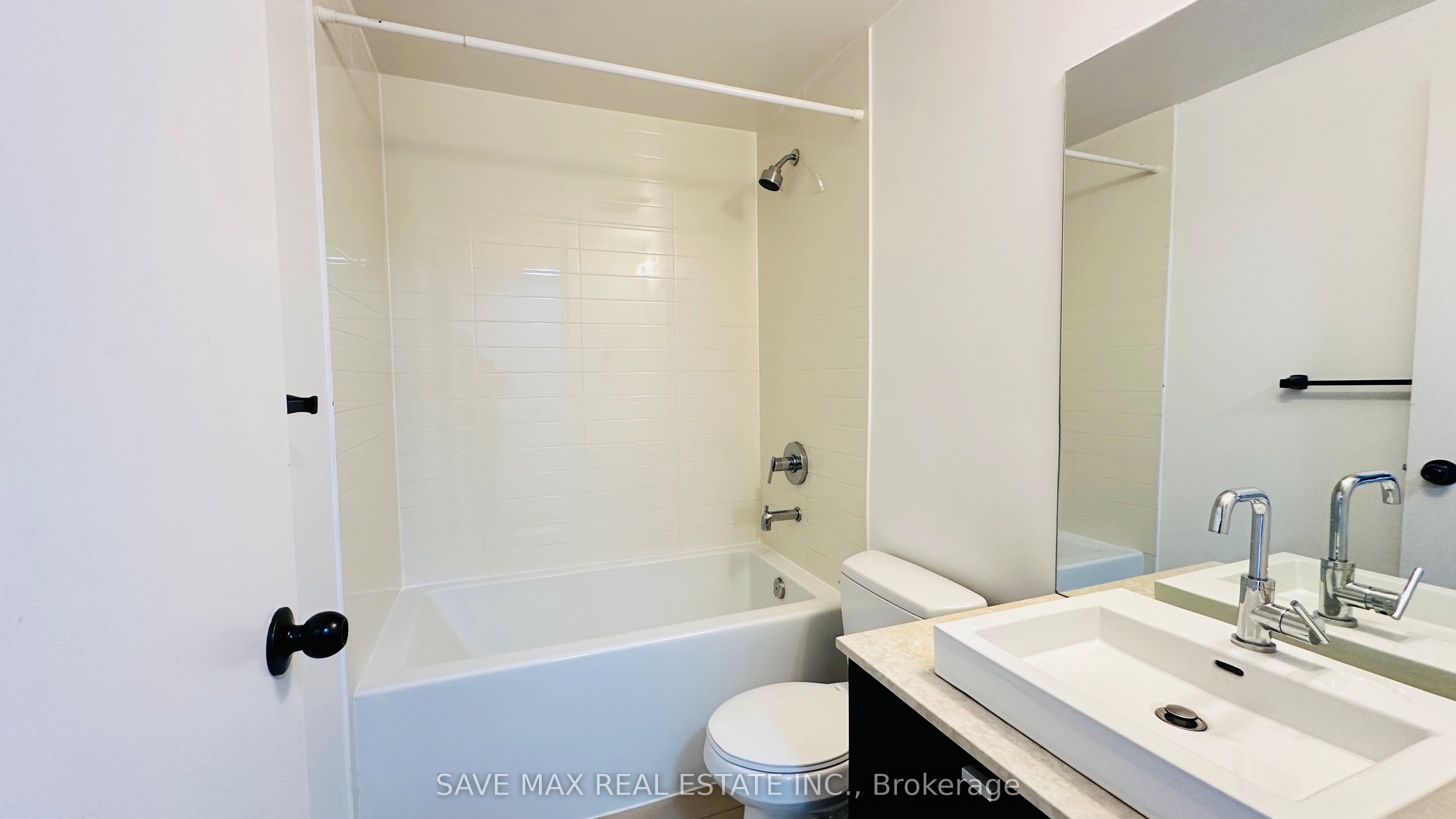 105 The Queensway Avenue 3213 Property Photo 25