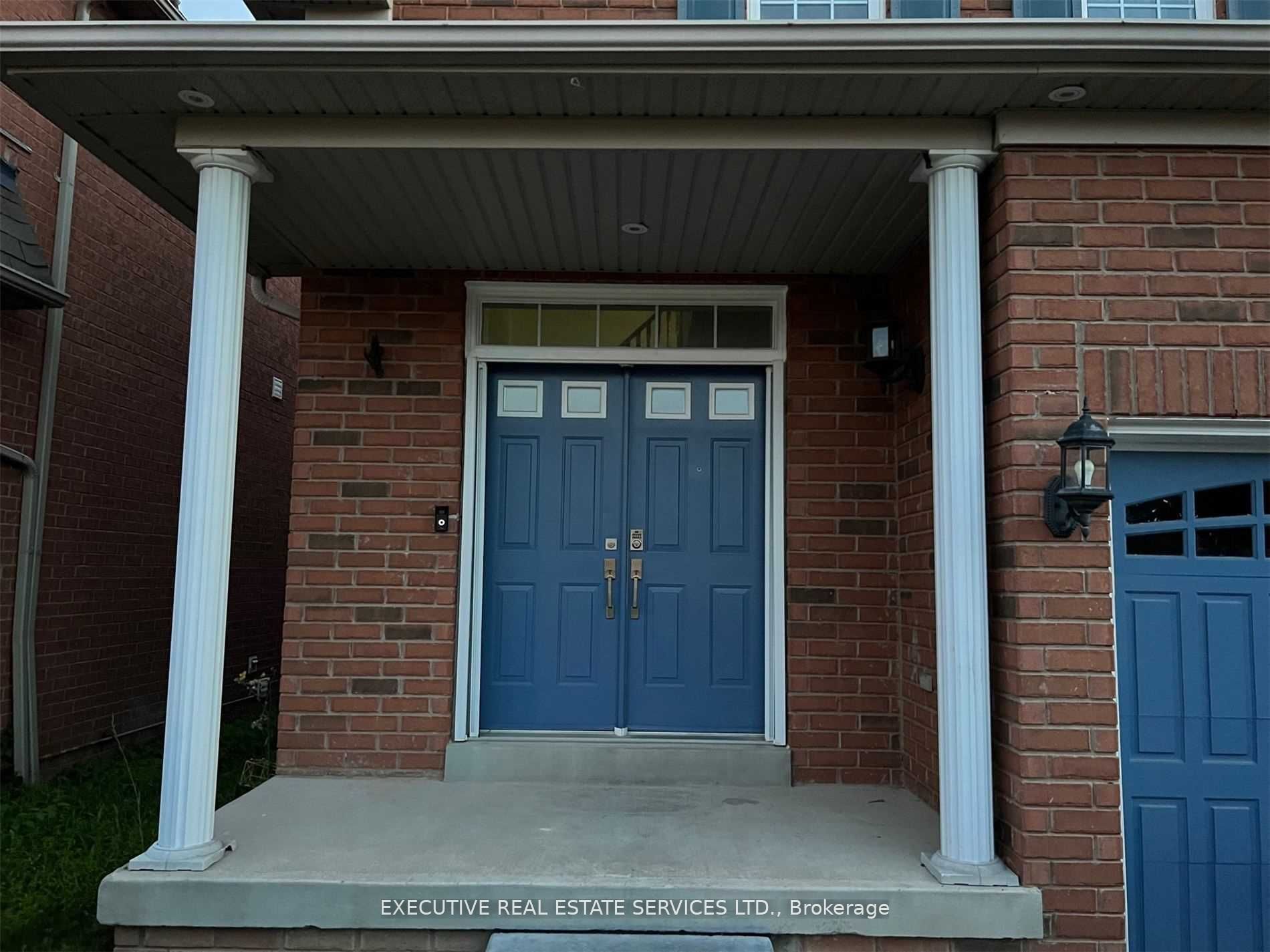 4 Long Meadow Road Property Photo 2
