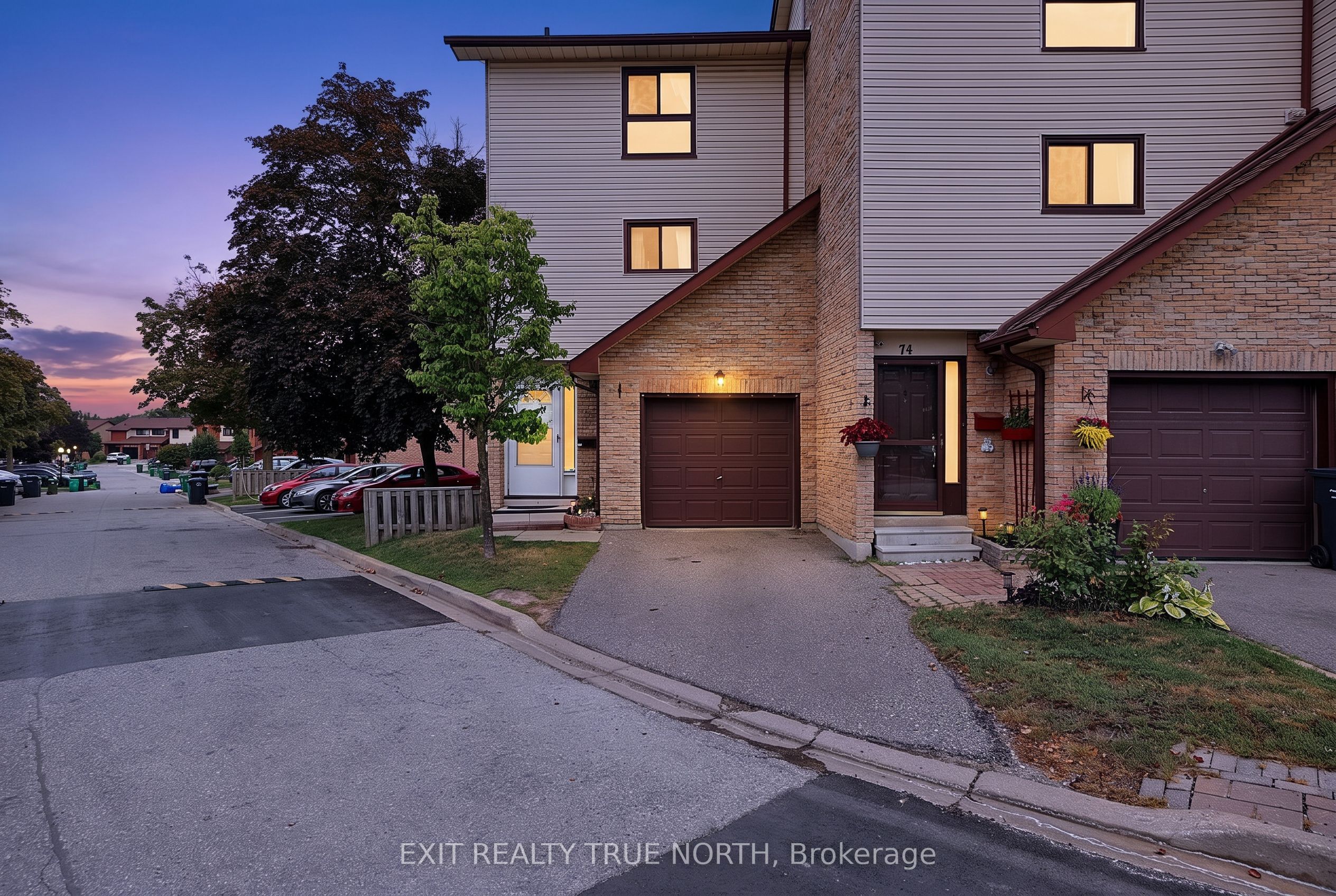 73 Collins Crescent Property Photo 1