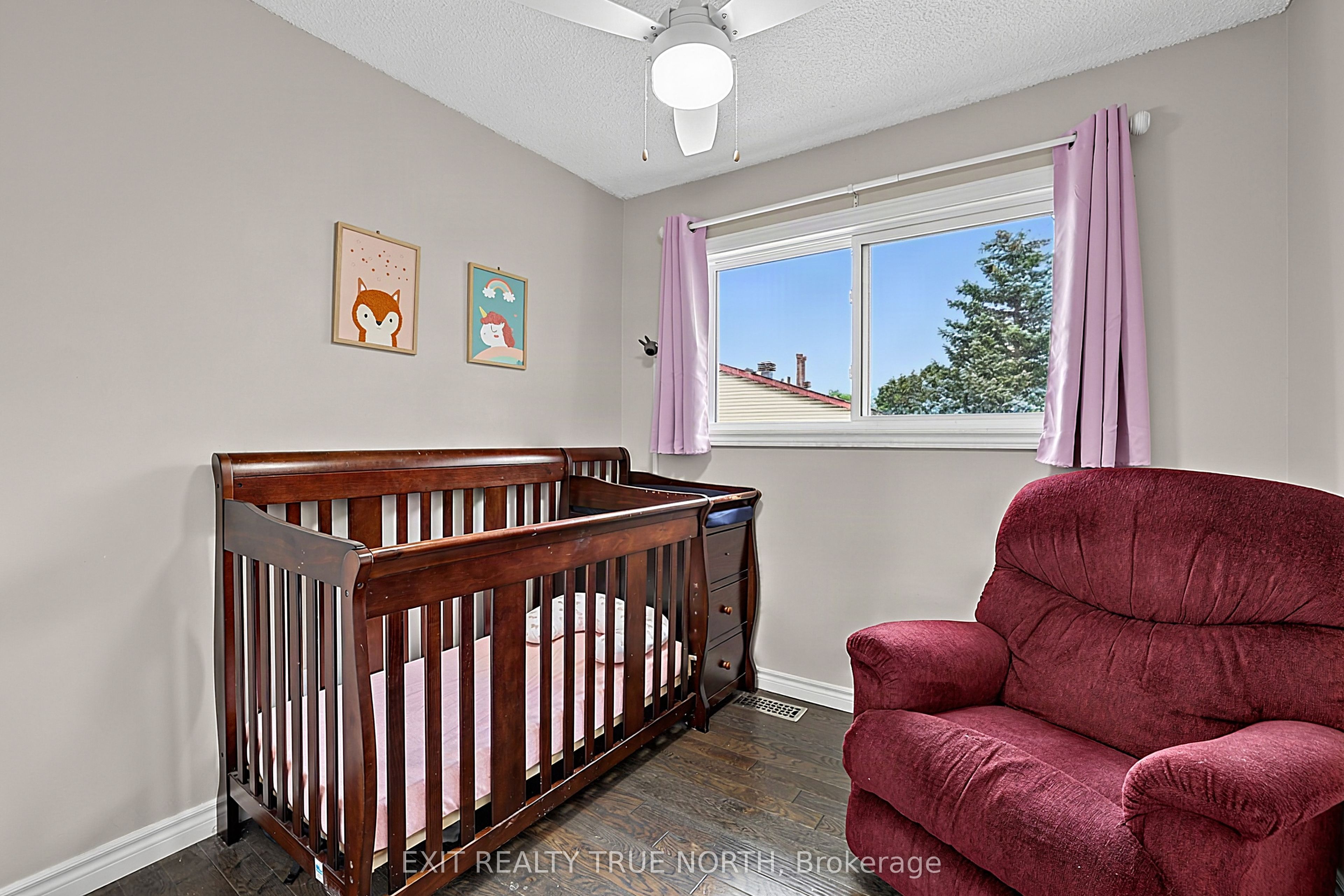 73 Collins Crescent Property Photo 22
